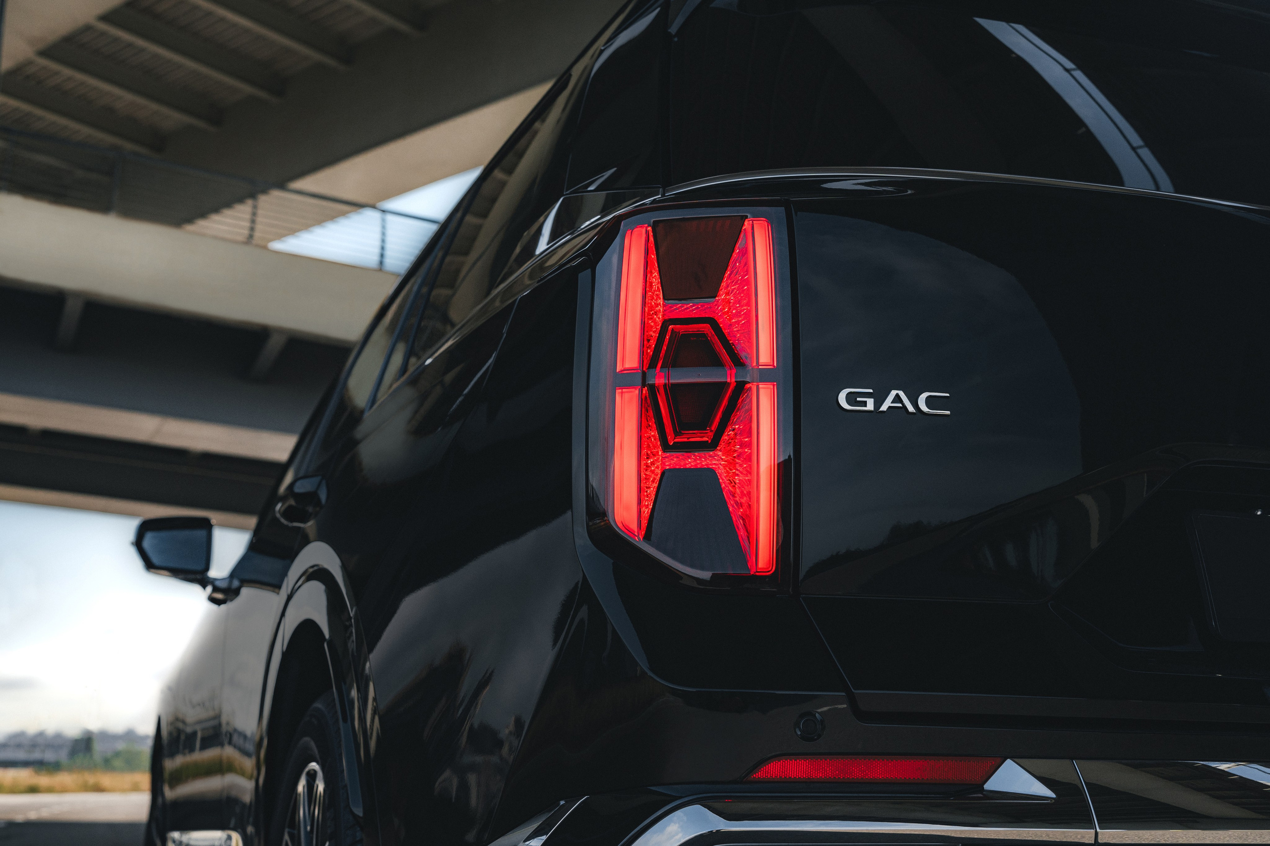 Сотрудничество с GAC Motor. Флагманы модельного ряда 2025: M8 & GS8 Dragon HEV. Фотограф Илья К. в Москве