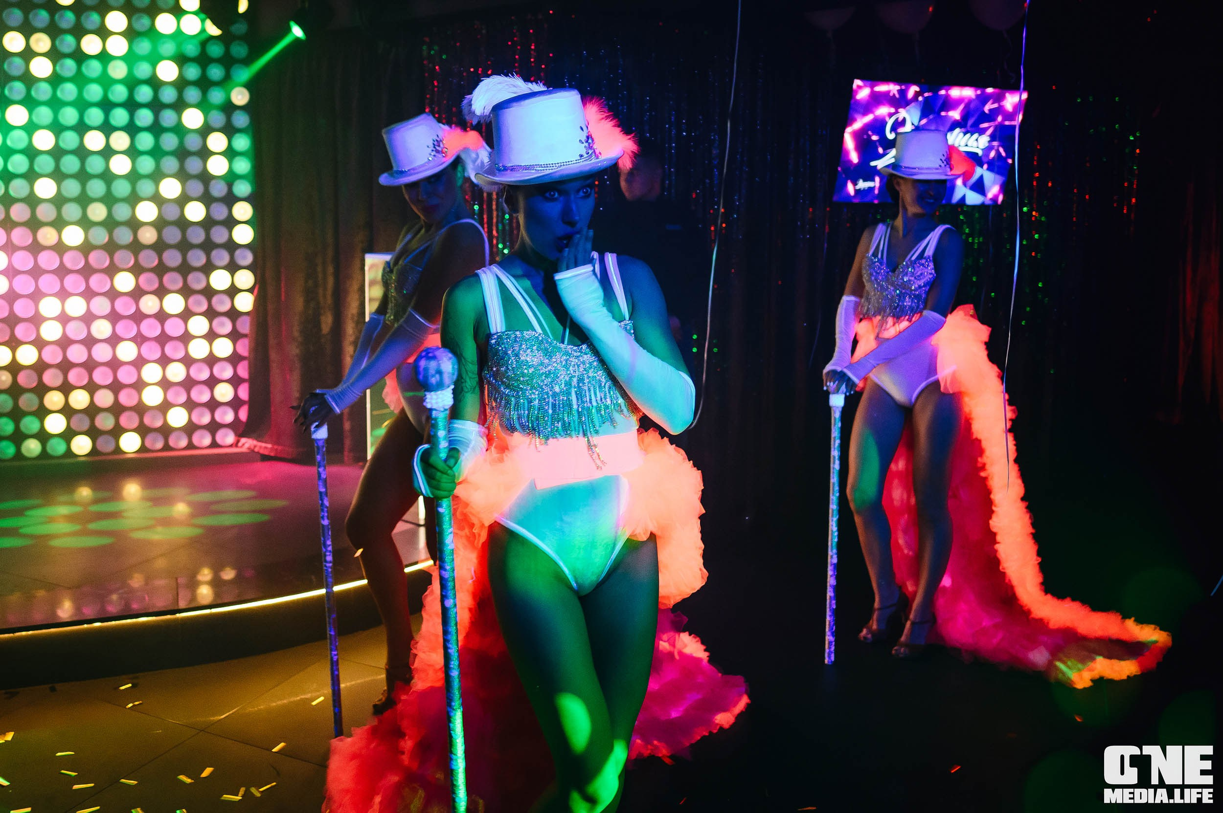 Фотоотчет из караоке-клуба Эйфория. One Media Life: фоторепортажи, фотоотчеты с мероприятий и заведений