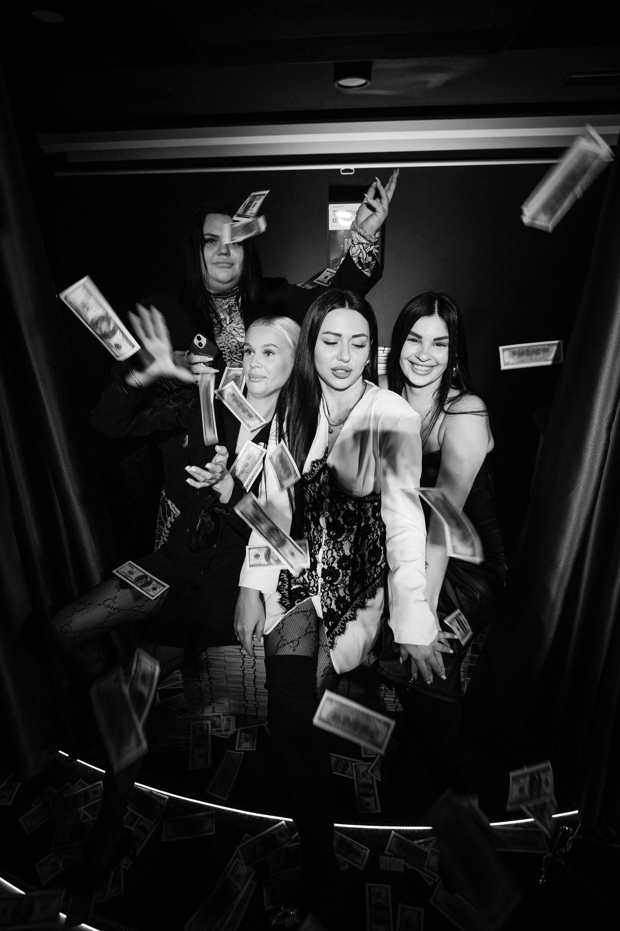 LA FAMIGLIA — SOLOVI — 1 YEAR. СВОИ. ФОТООТЧЕТЫ-СОБЫТИЯ-МЕСТА