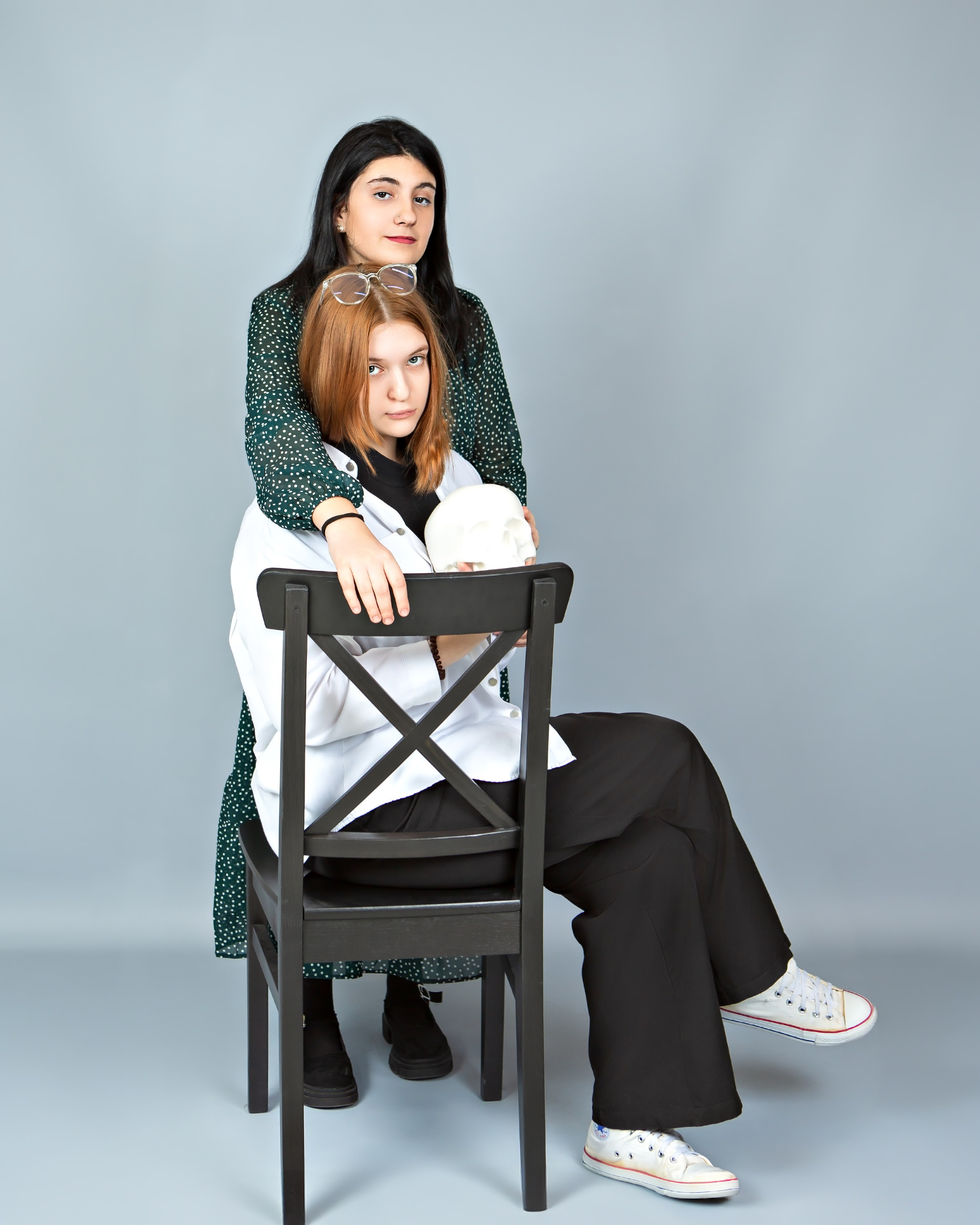 Выпускной альбом для 9 Класса. Выпускные альбомы и школьный фотограф в Подольске, Троицке, Щербинке, Москве и Московской области