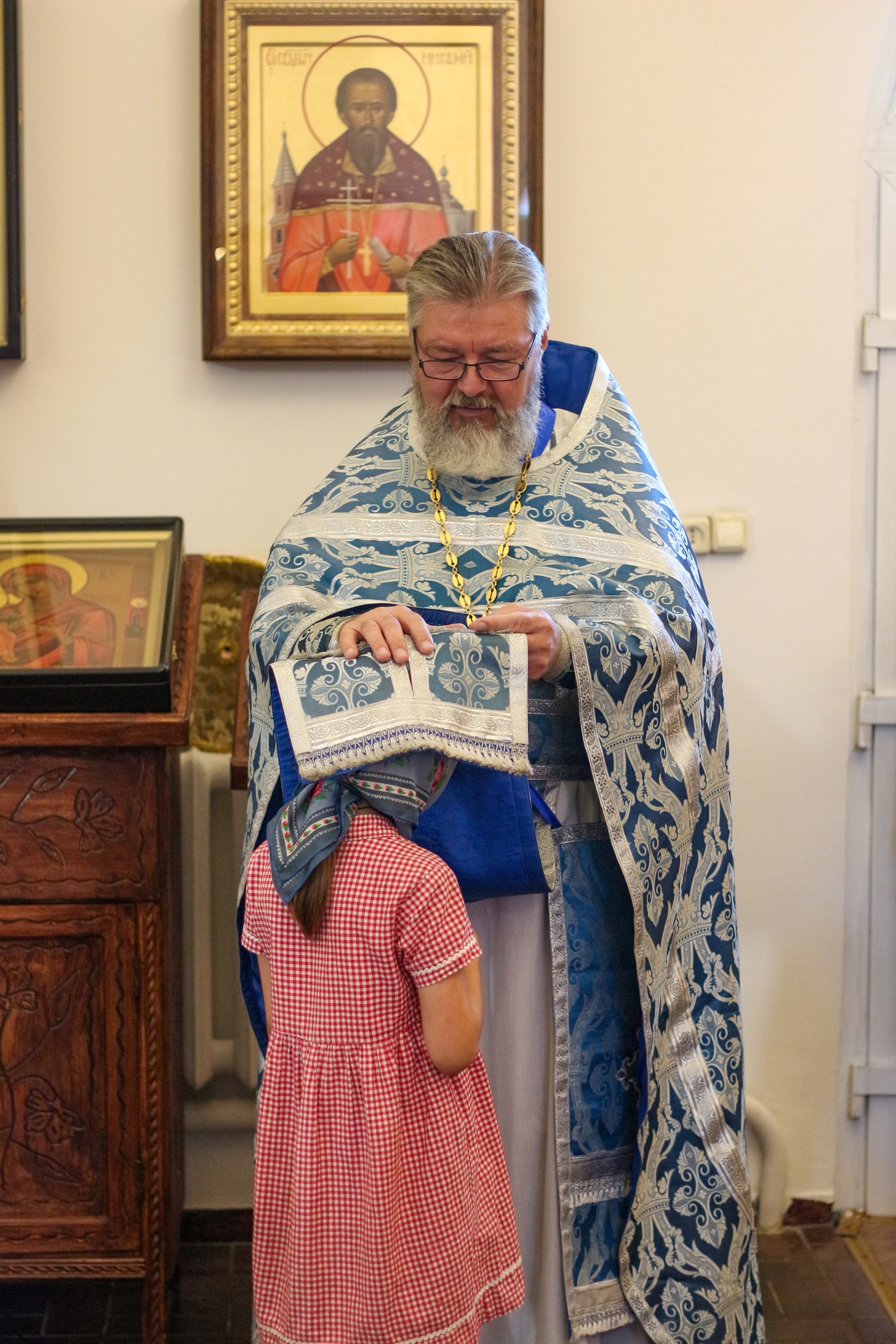 Крестный ход со Смоленской иконой Божией Матери