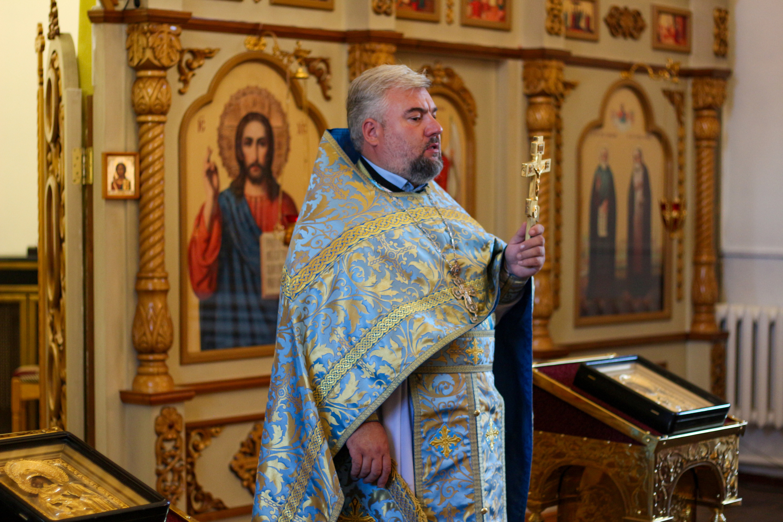 Крестный ход со Смоленской иконой Божией Матери