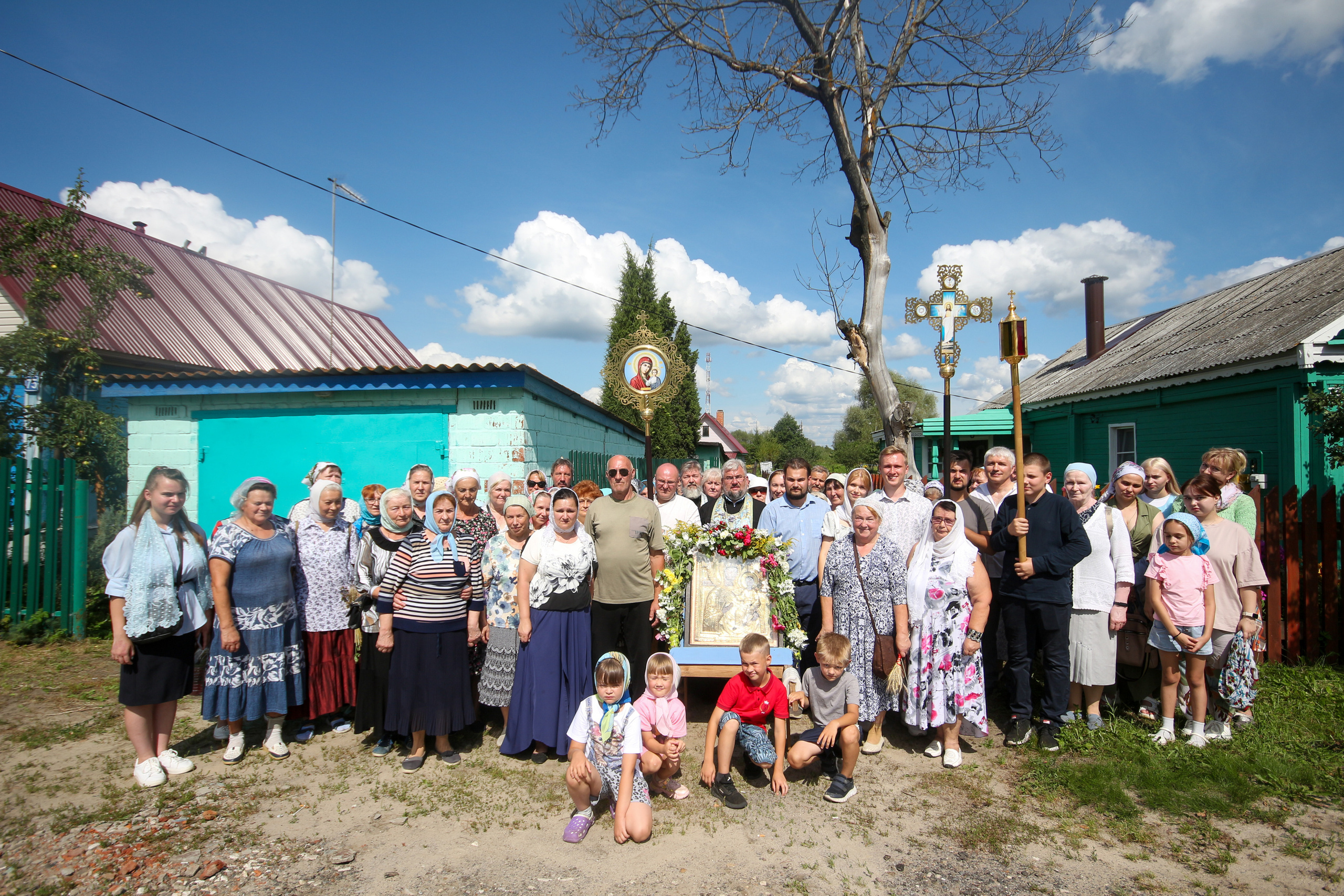 Крестный ход со Смоленской иконой Божией Матери