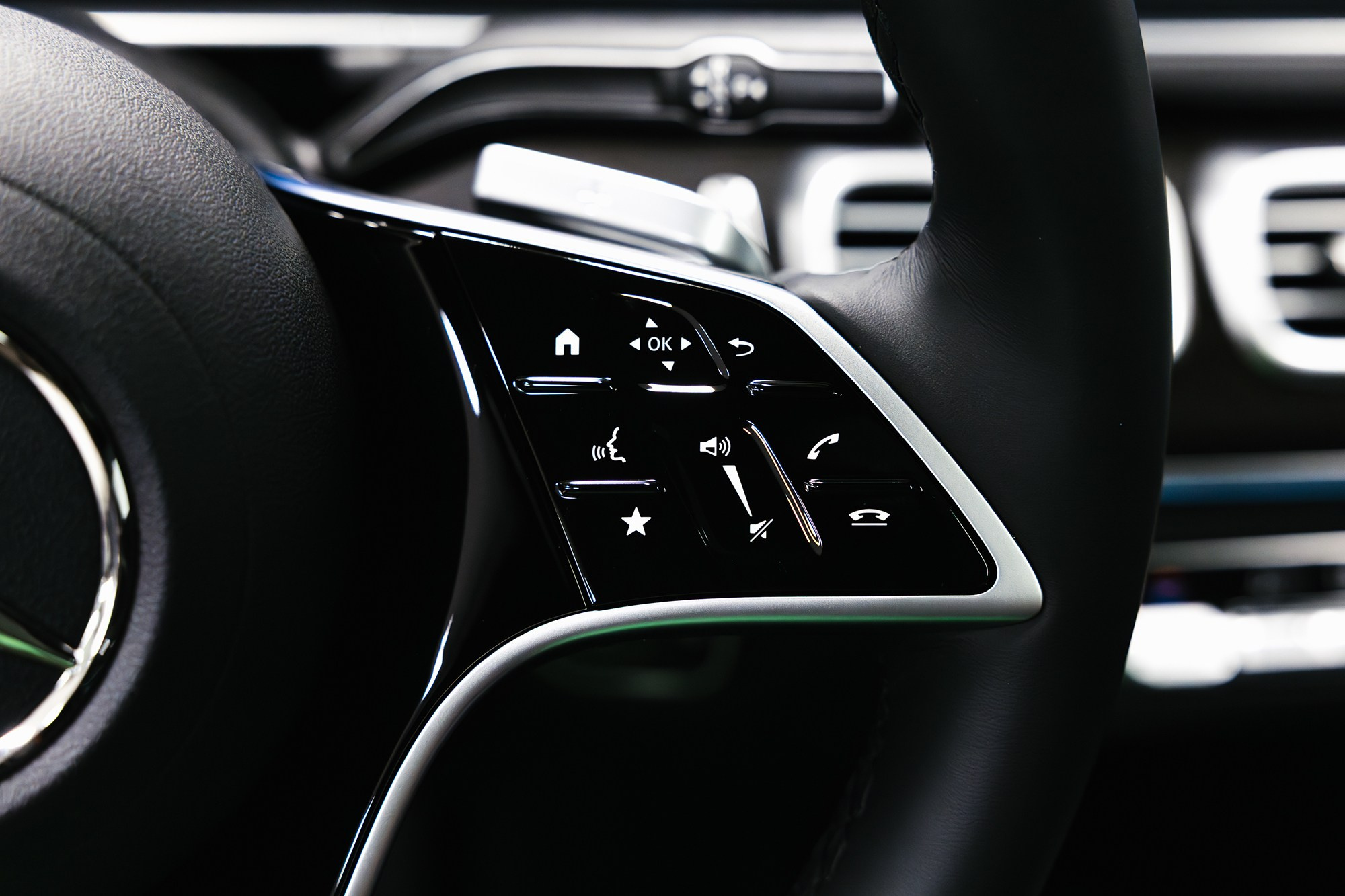 Продажа нового Mercedes-Benz GLE 450 3.0 4MATIC 9G-Tronic в Москве. Автосалон «Х-Авто»