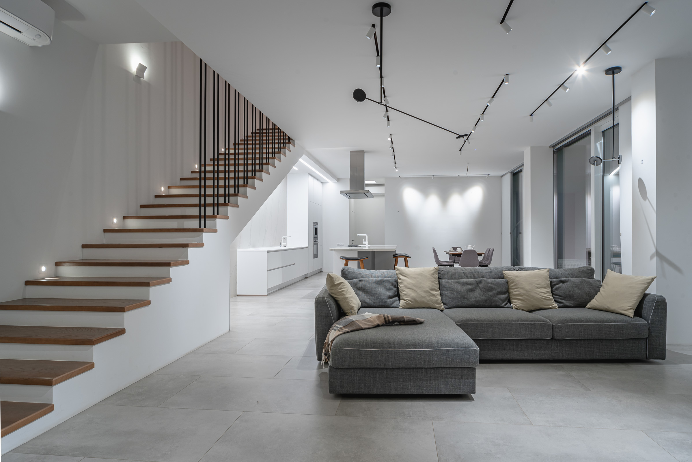 Интерьерная съемка дома в крыму на продажу