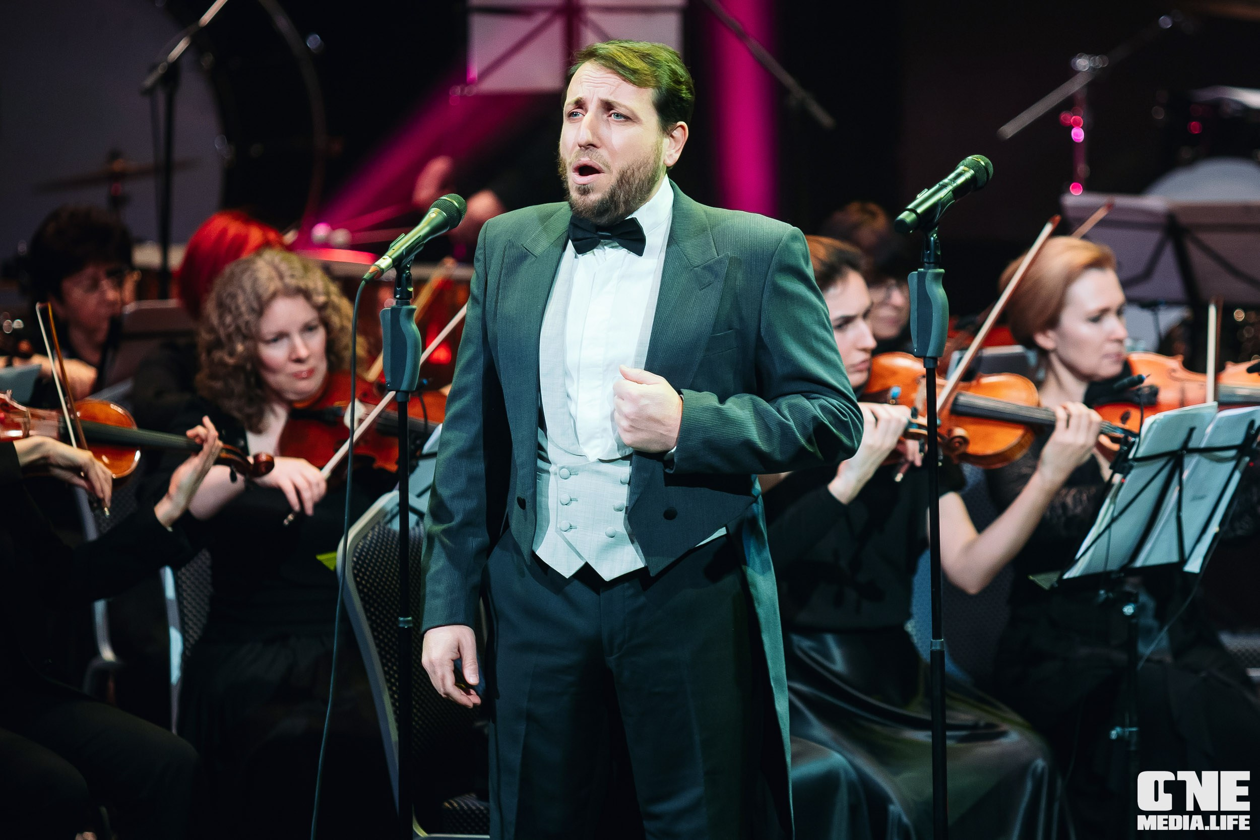 Концерт 8 марта в Янтарь холл. One Media Life: фоторепортажи, фотоотчеты с мероприятий и заведений