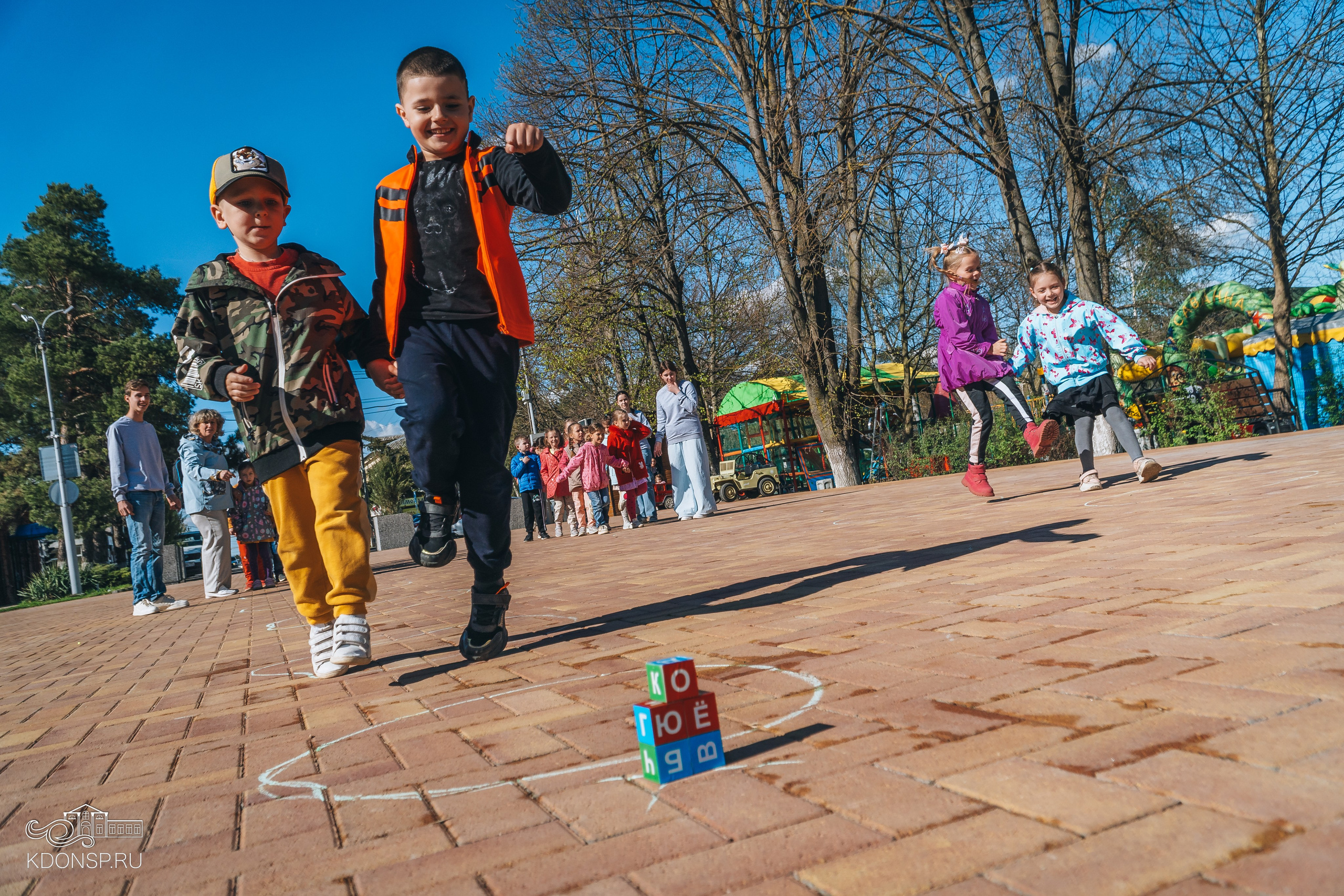 Цикл игровых программ. Новотитаровский Дом культуры