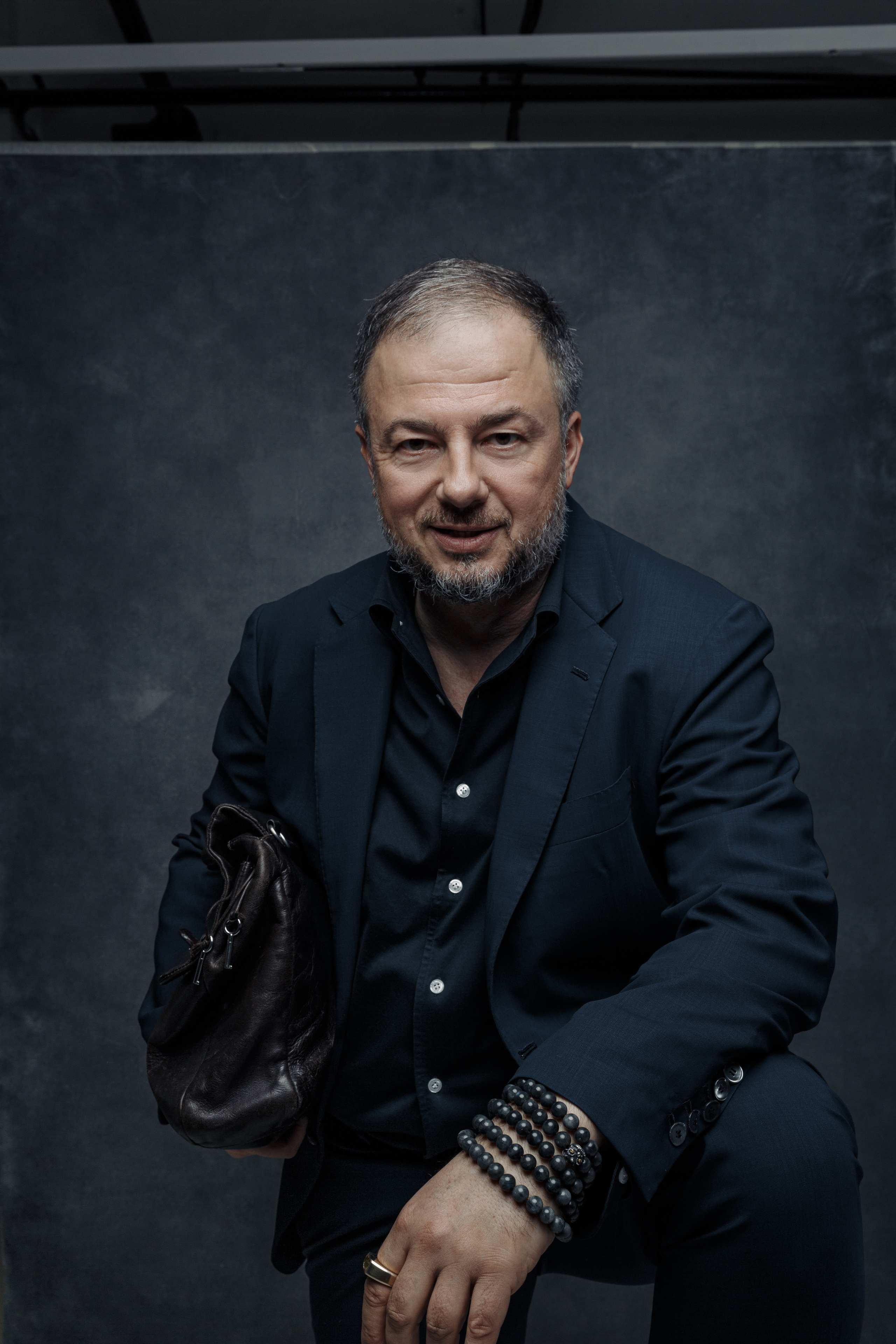 Профессиональные фото для презентаций, Мужской портрет для делового образа