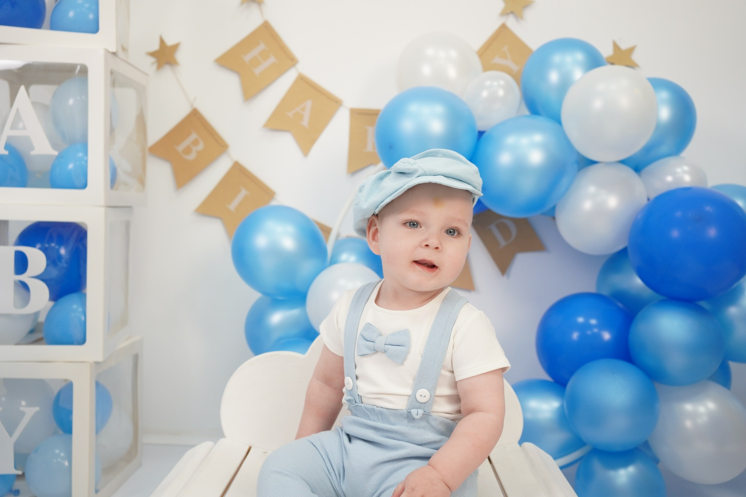 Наши Новые Фотозоны. Детская Фотостудия ГОДОВАСИКИ в Санкт-Петербурге фотосесия на годик