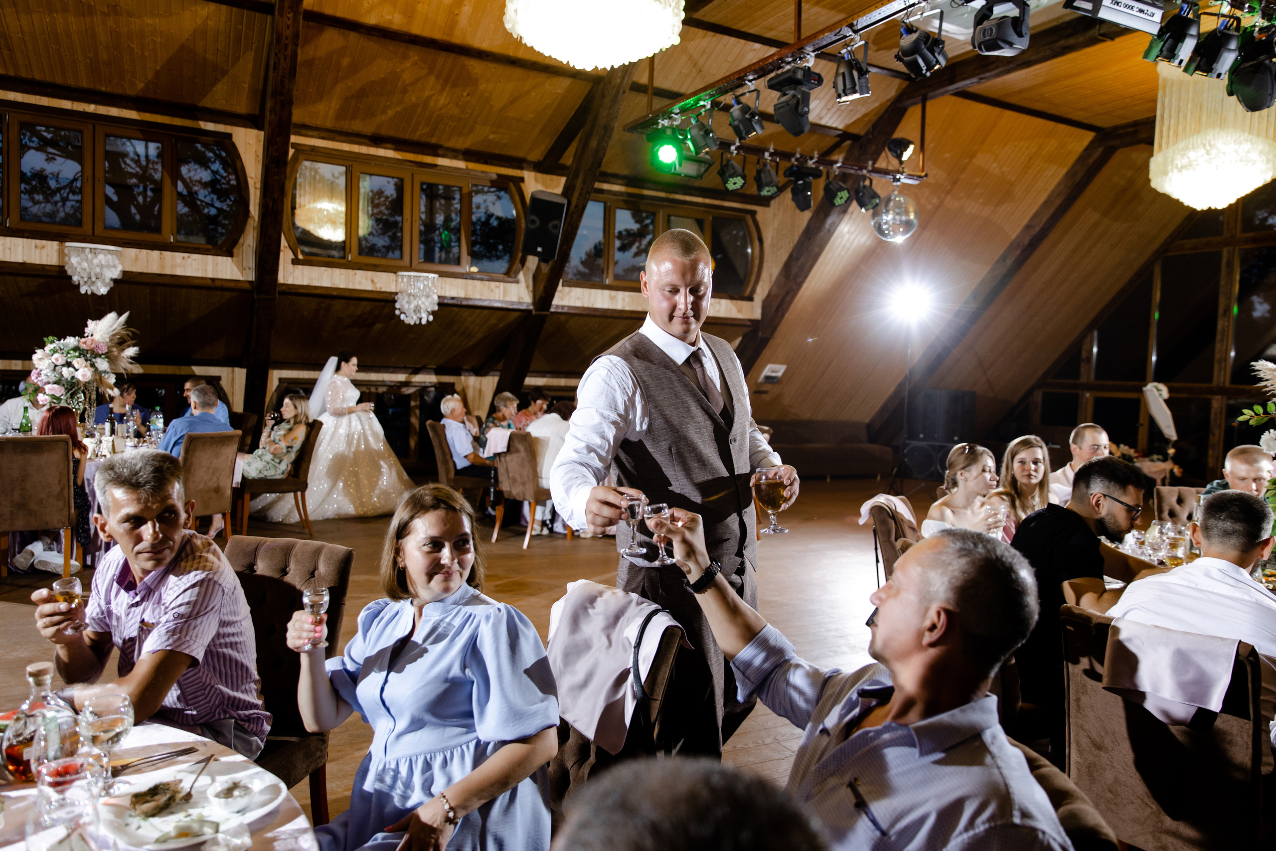 Свадебный день Антона и Ани. Свадебный фотограф Анна Бабахина