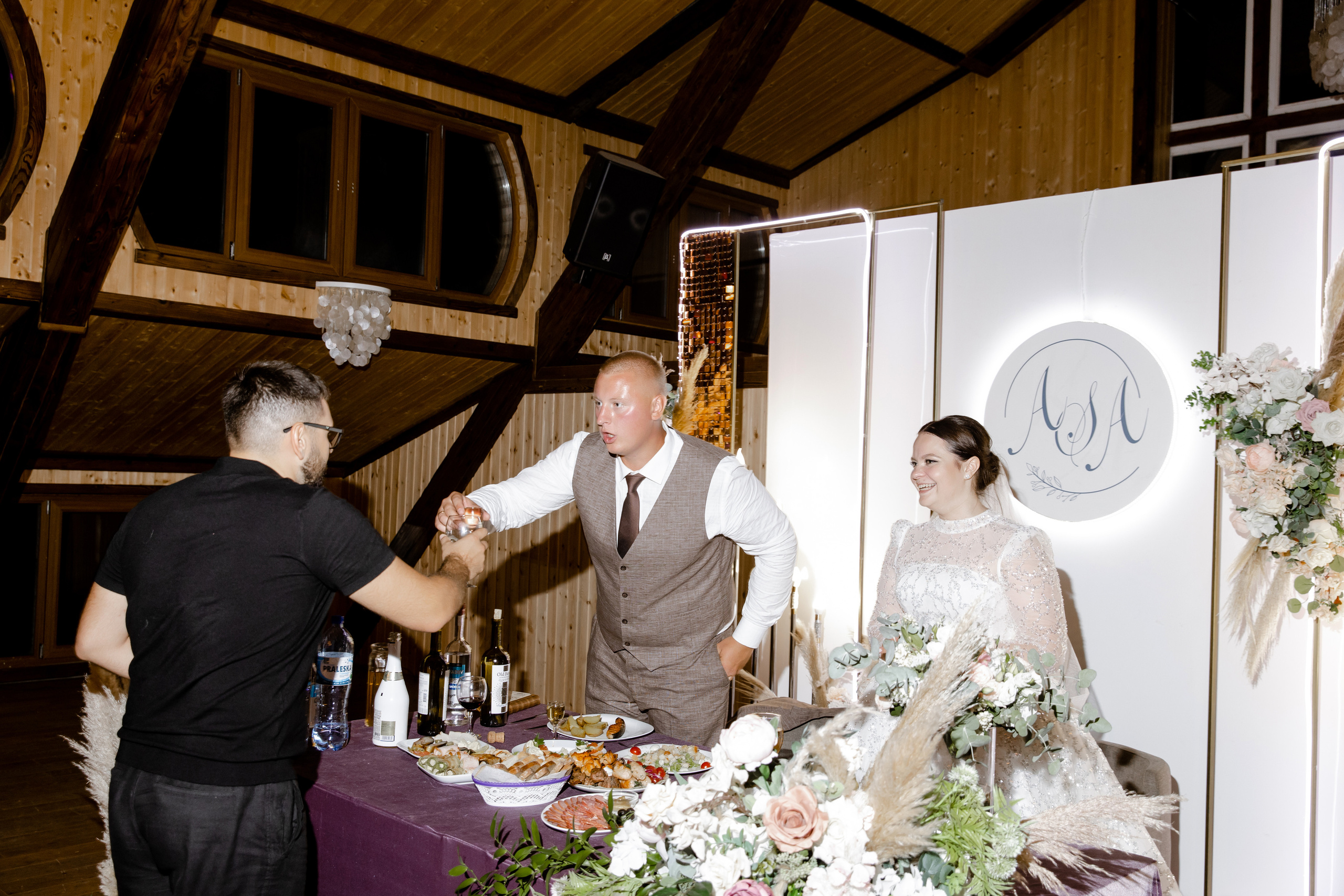 Свадебный день Антона и Ани. Свадебный фотограф Анна Бабахина