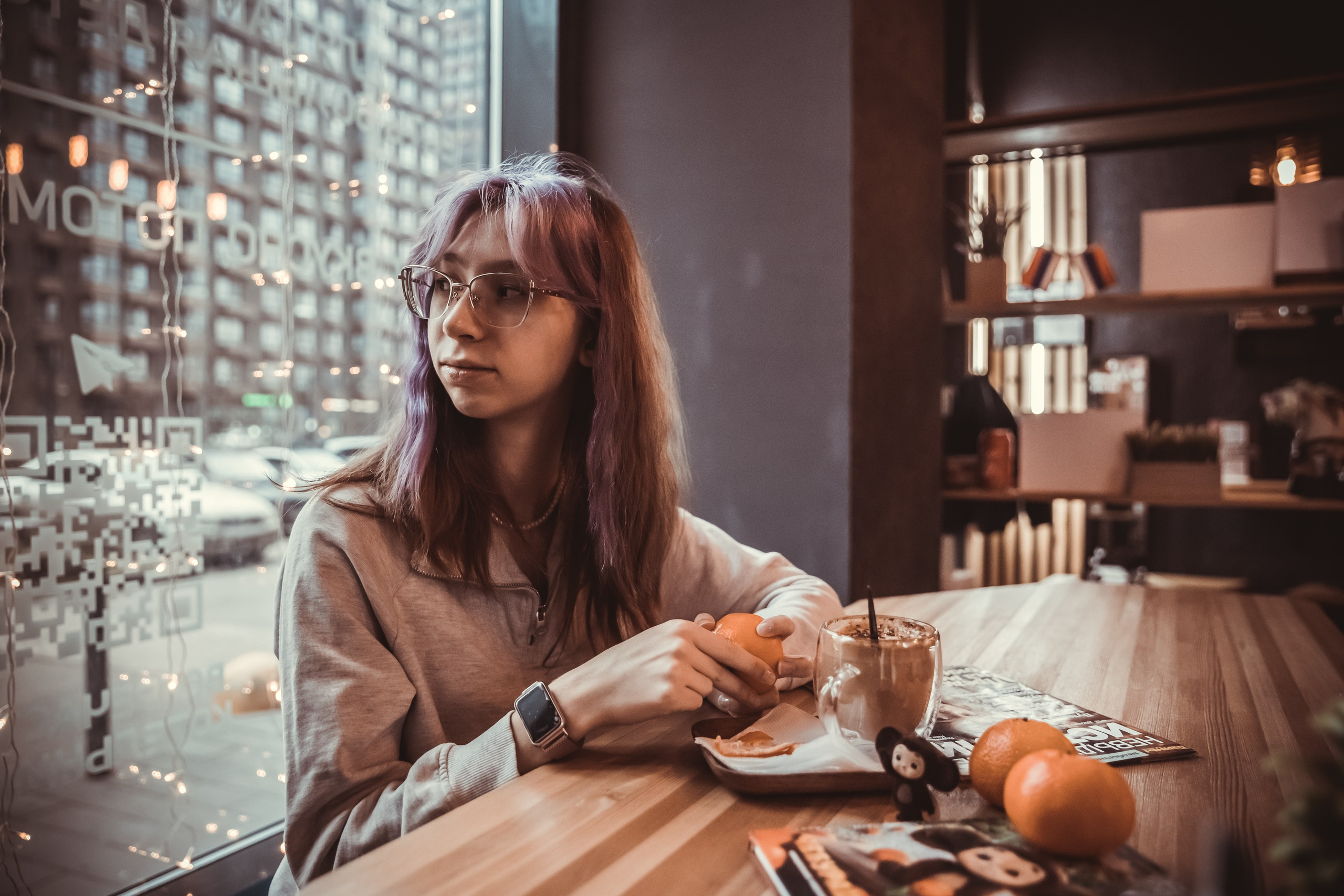 Портретная фотосессия в кафе. Интерьеры, Контент, Портреты | Фотограф в Москве Дани Терно