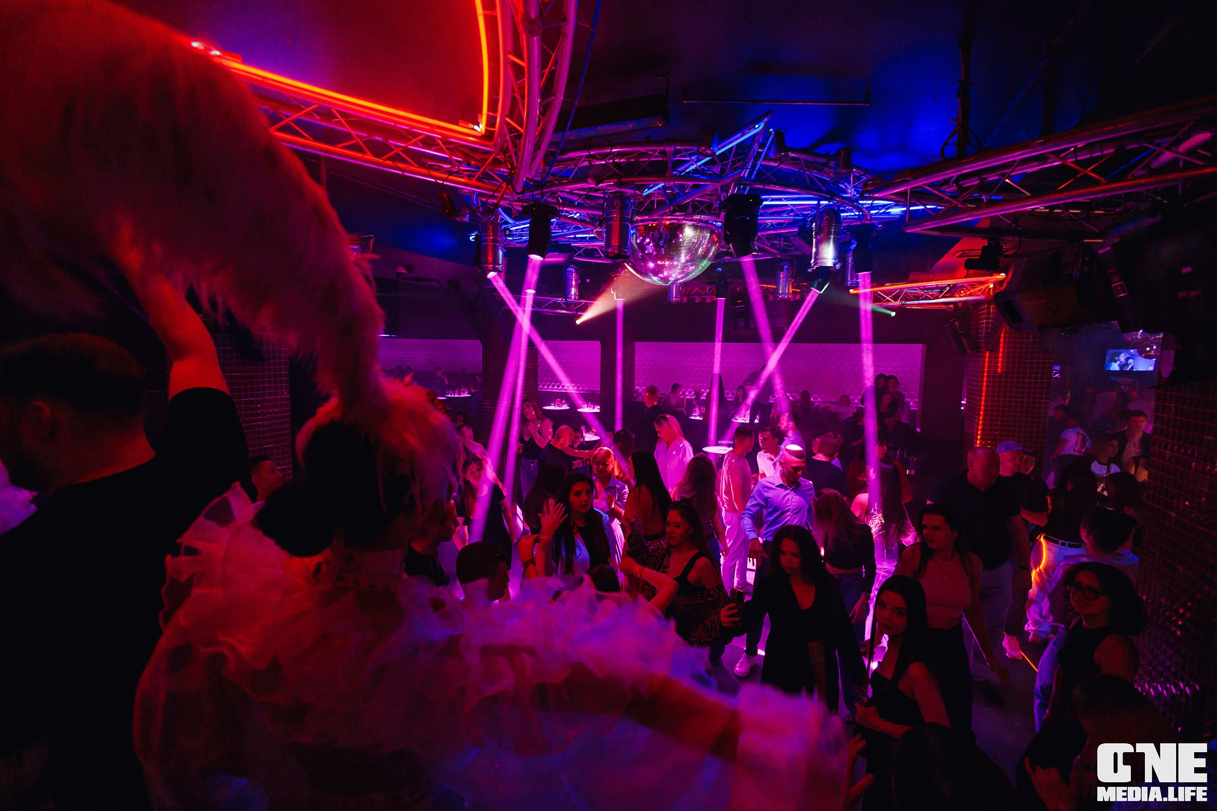 Фоторепортаж из РК Планета. One Media Life: фоторепортажи, фотоотчеты с мероприятий и заведений