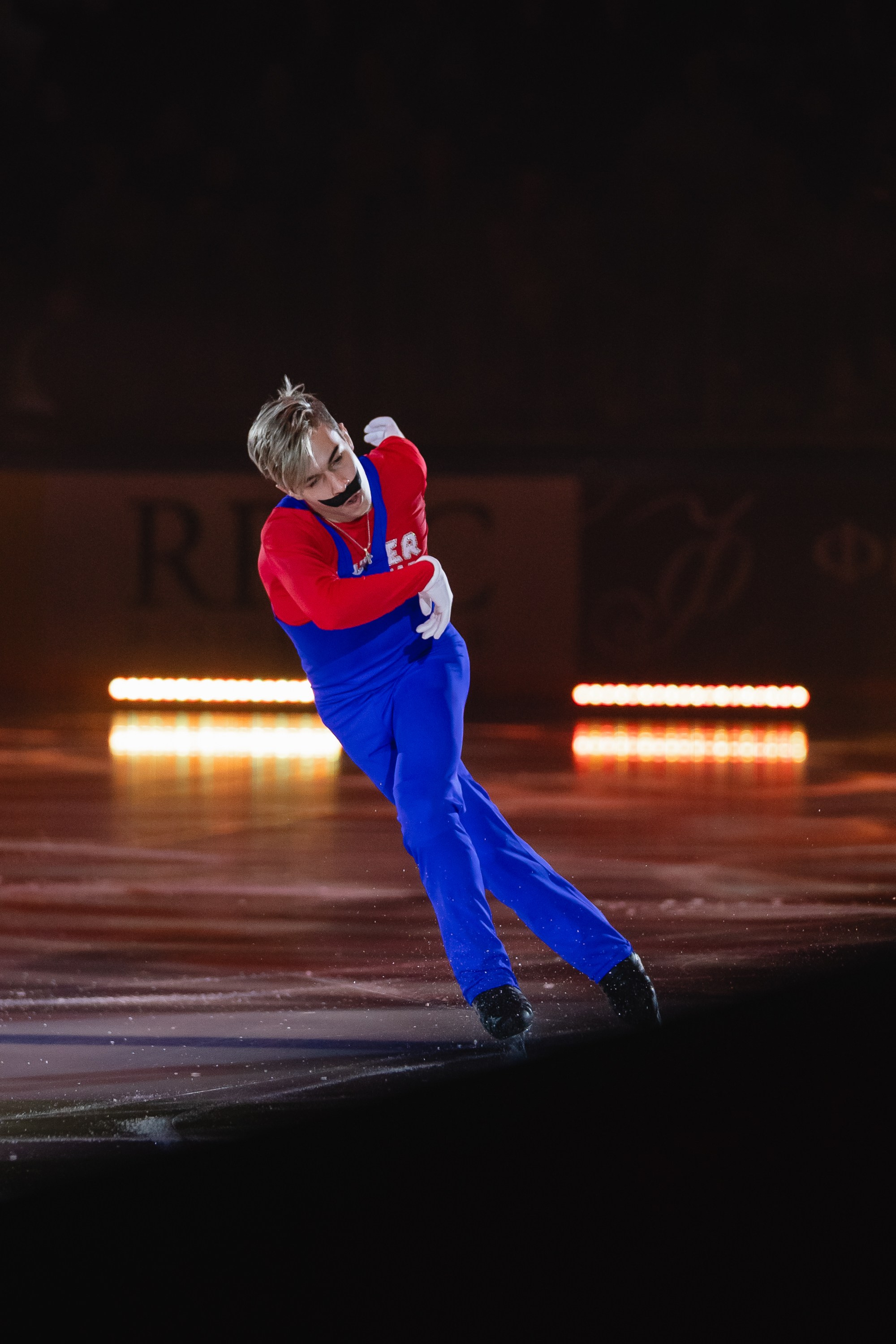 Шоу «Чемпионы на льду» в Новосибирске. Воробьева Ксения — Спортивный и танцевальный фотограф Новосибирск