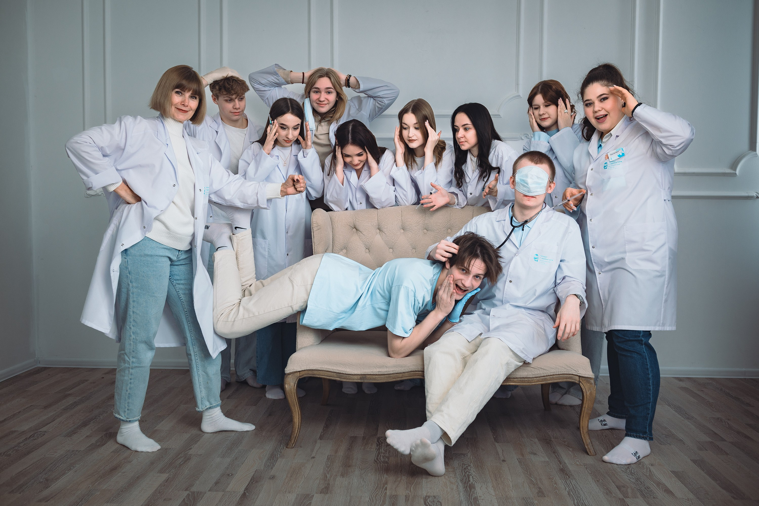 Выпускной альбом Воронеж | Студия выпускных альбомов Ностальгия