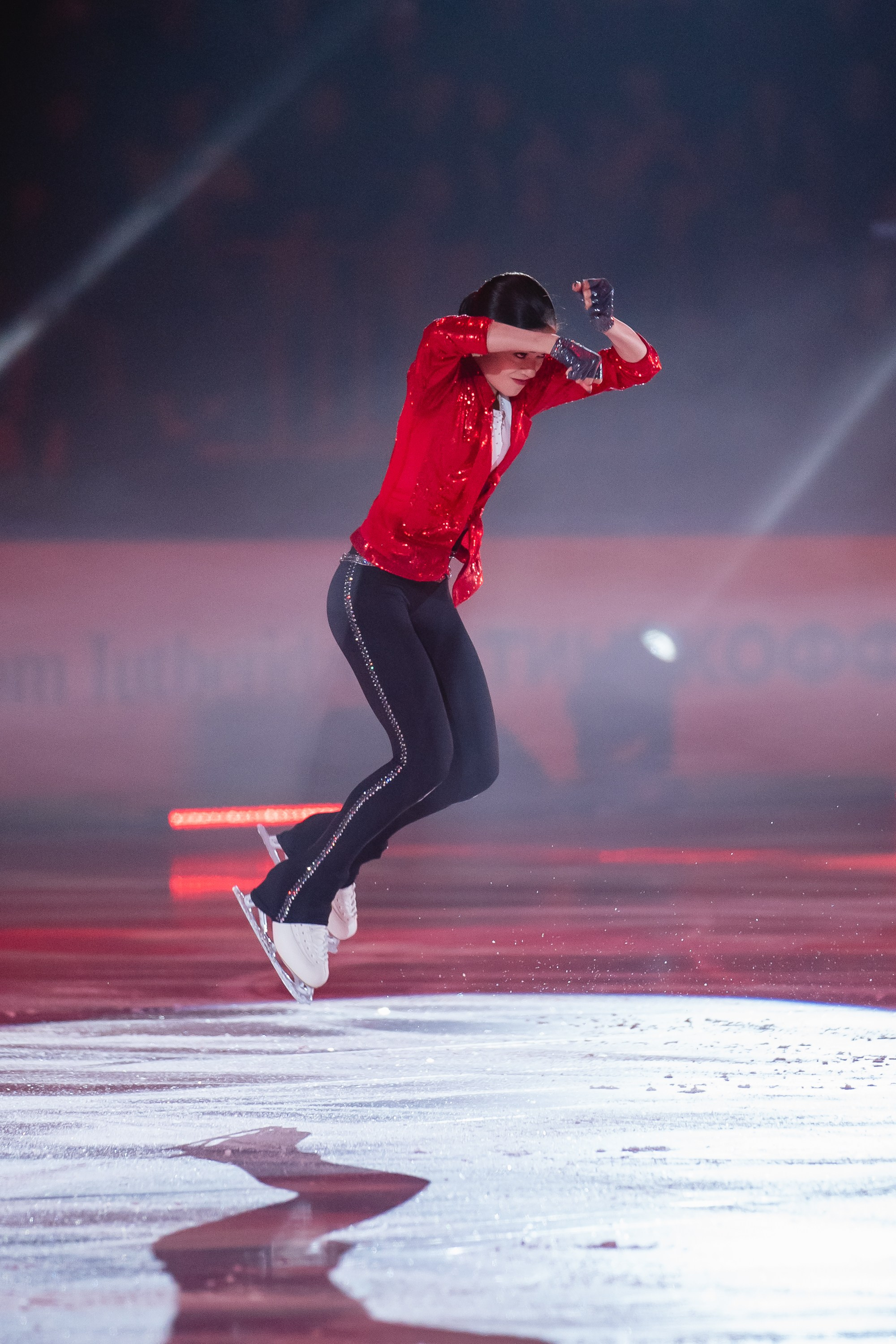 Шоу «Чемпионы на льду» в Новосибирске. Воробьева Ксения — Спортивный и танцевальный фотограф Новосибирск