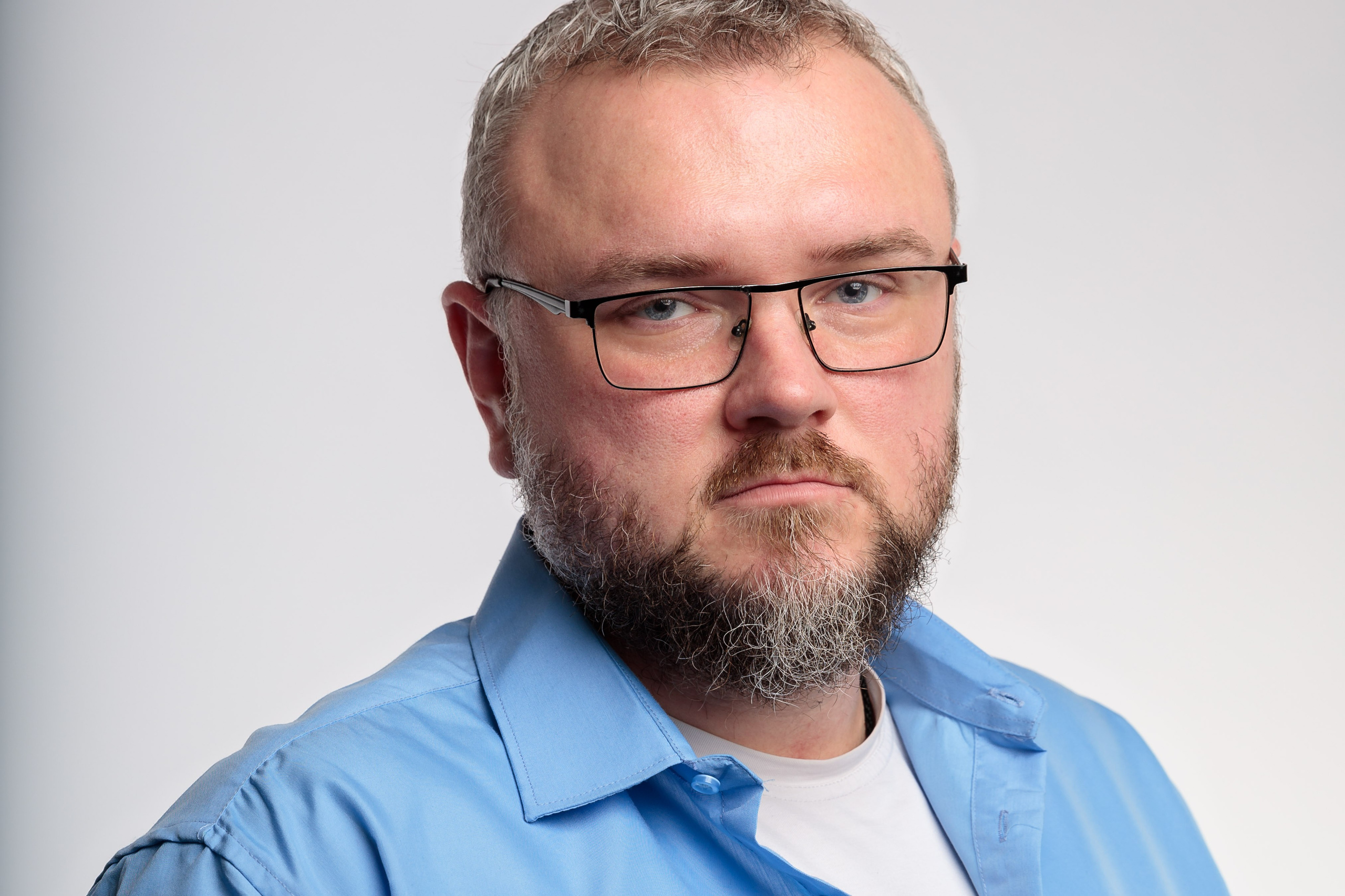 Studio. Фотосессии в студии СПб Портретный фотограф — Юрий Торлопов