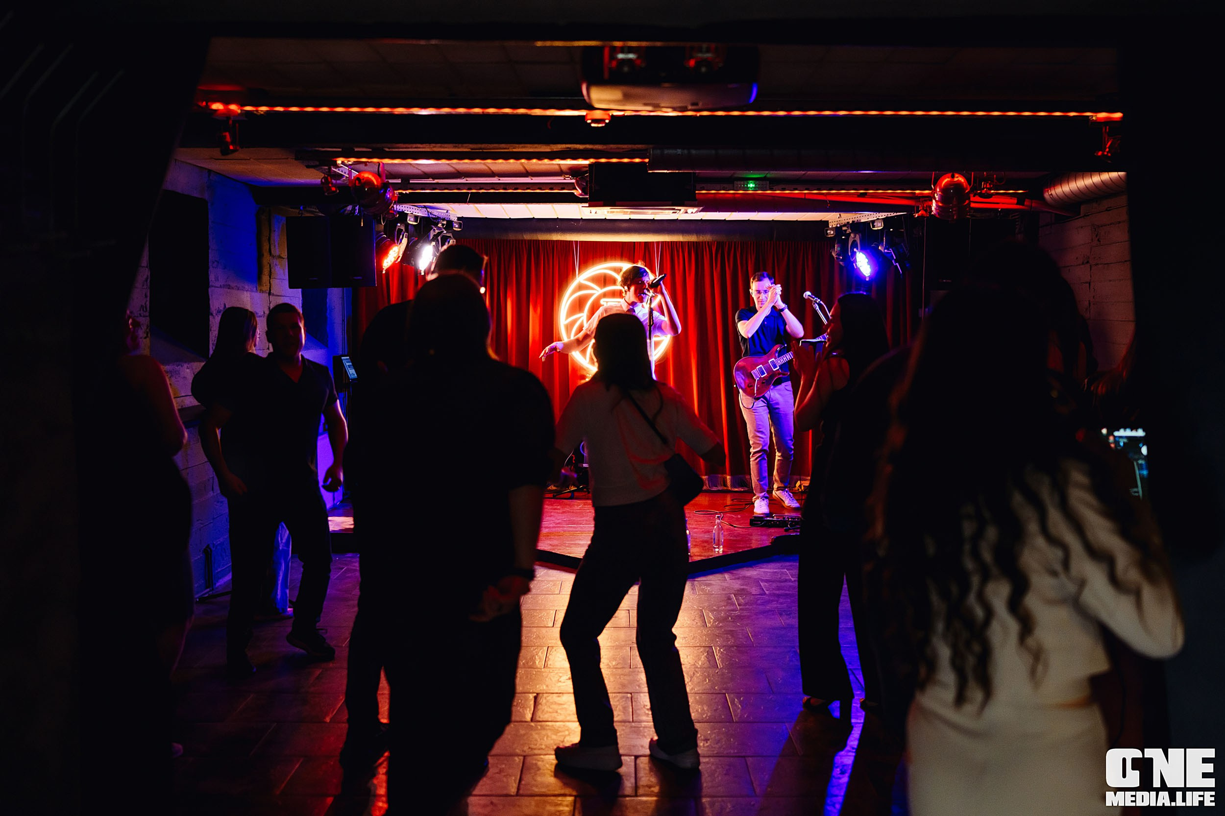 Фоторепортаж с дня рождения бара Дредноут. One Media Life: фоторепортажи, фотоотчеты с мероприятий и заведений