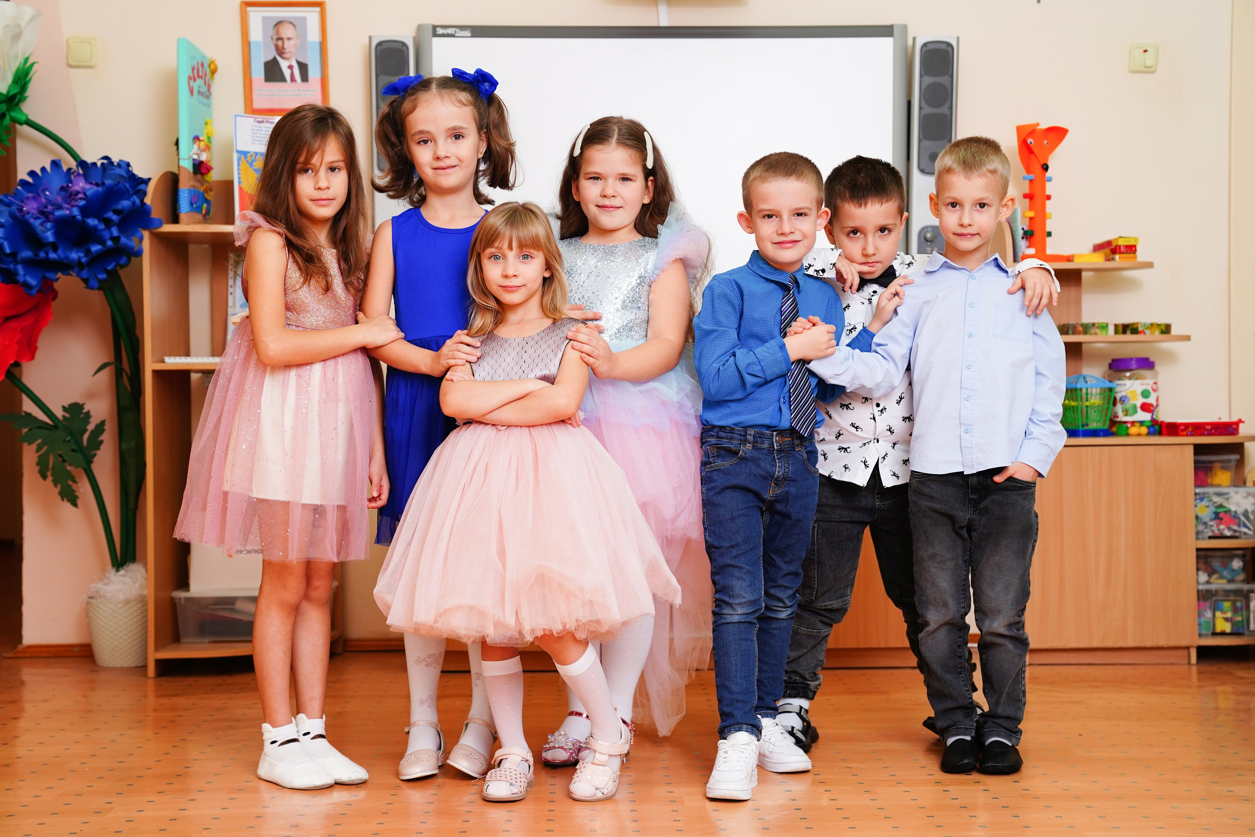 MEMENTO.Выпускные альбомы, школьные, юбилейные и другие книги. Ростов-на-Дону