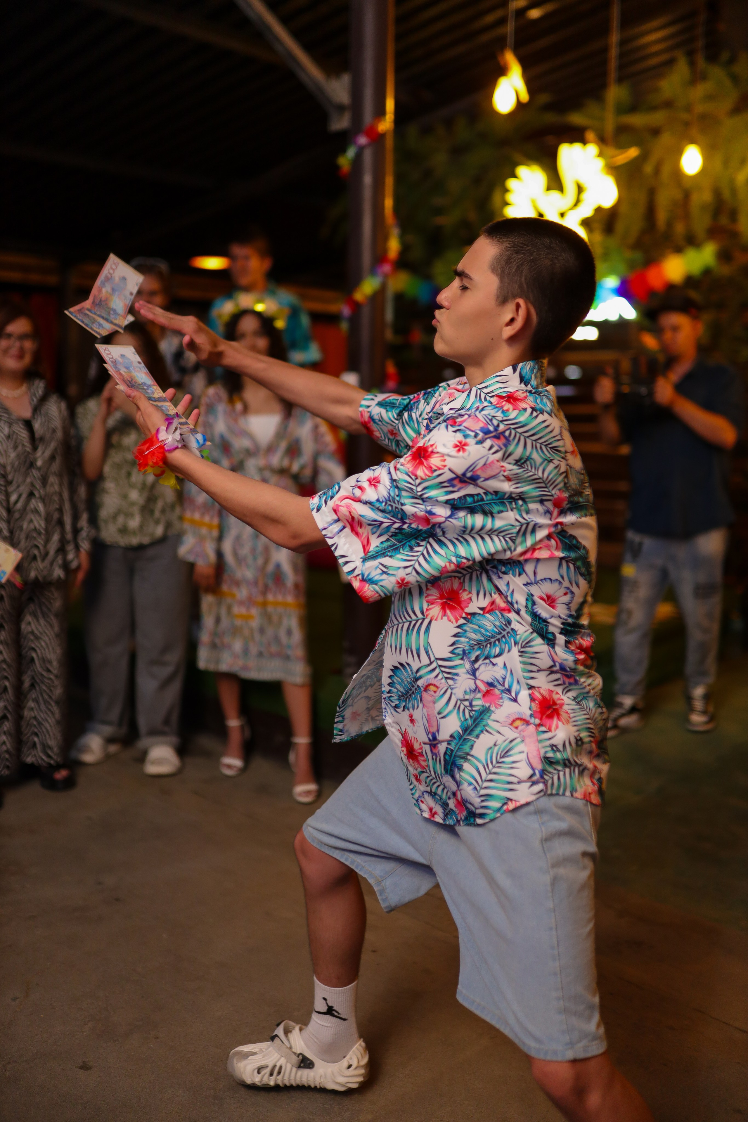 Выпускники. Фотограф в Жезказгане. Графический дизайнер