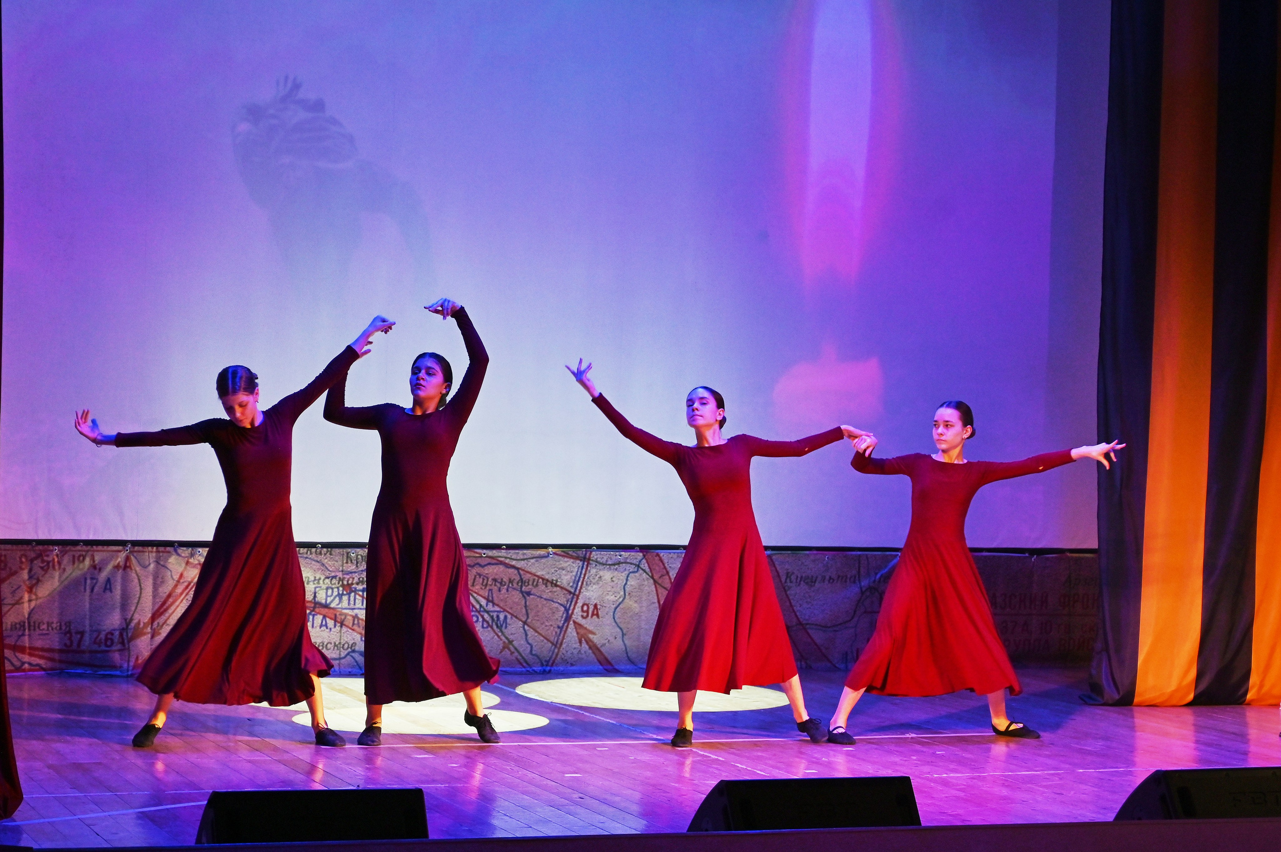 9 мая в ДК КАбардинки. Жизнь курорта Кабардинка в фотографиях