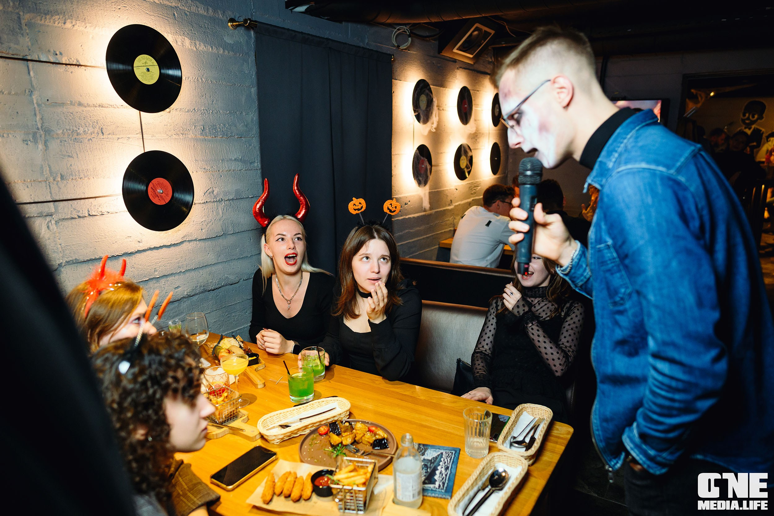 Фоторепортаж из бара Дредноут. One Media Life: фоторепортажи, фотоотчеты с мероприятий и заведений