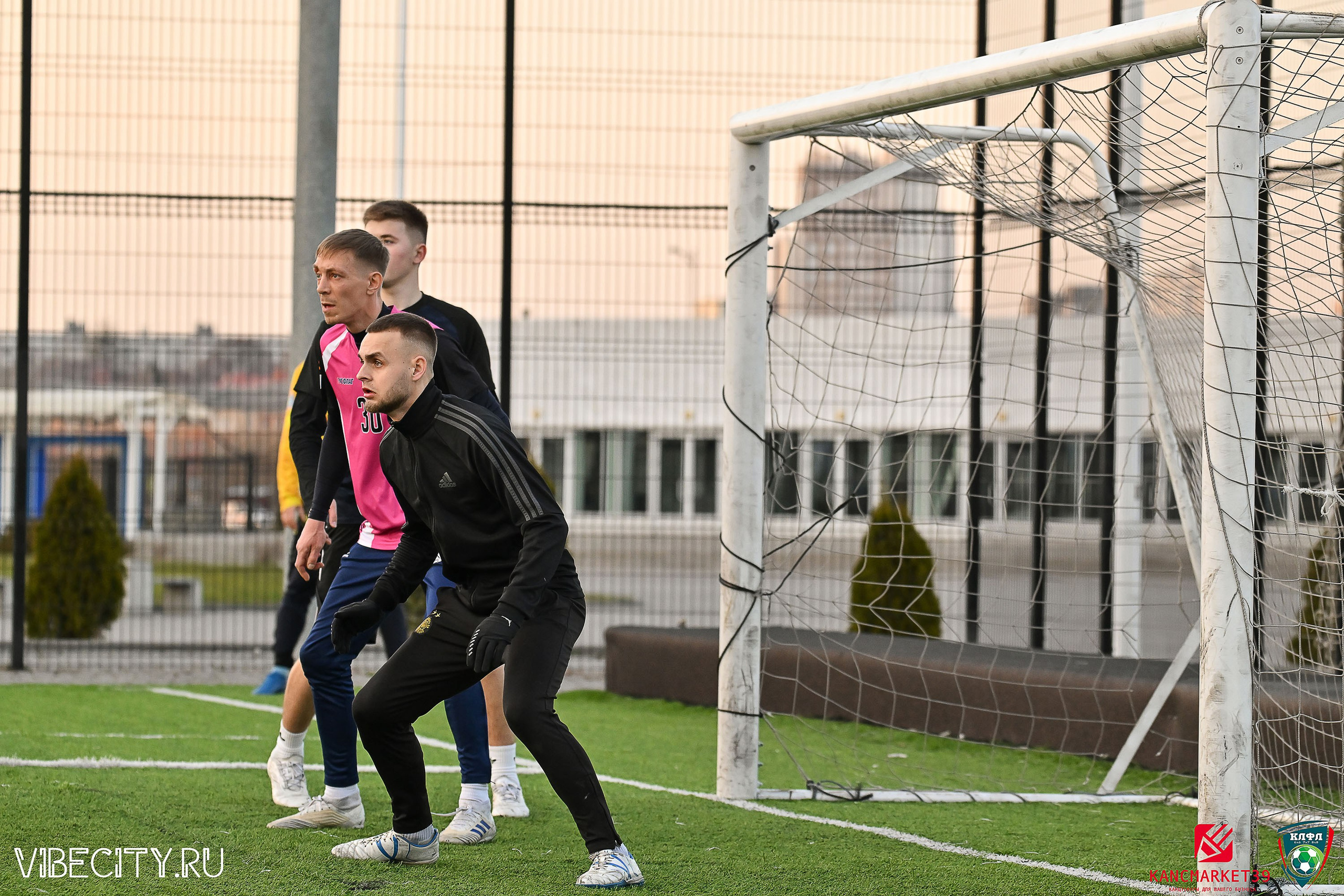 XX ЧЕМПИОНАТ КАЛИНИНГРАДСКОЙ ЛФЛ КАНЦМАРКЕТ39 сезона 2024–2025 гг. VIBECITY.RU Вайб Сити Ру Фоторепортажи Фотоотчеты Калининград