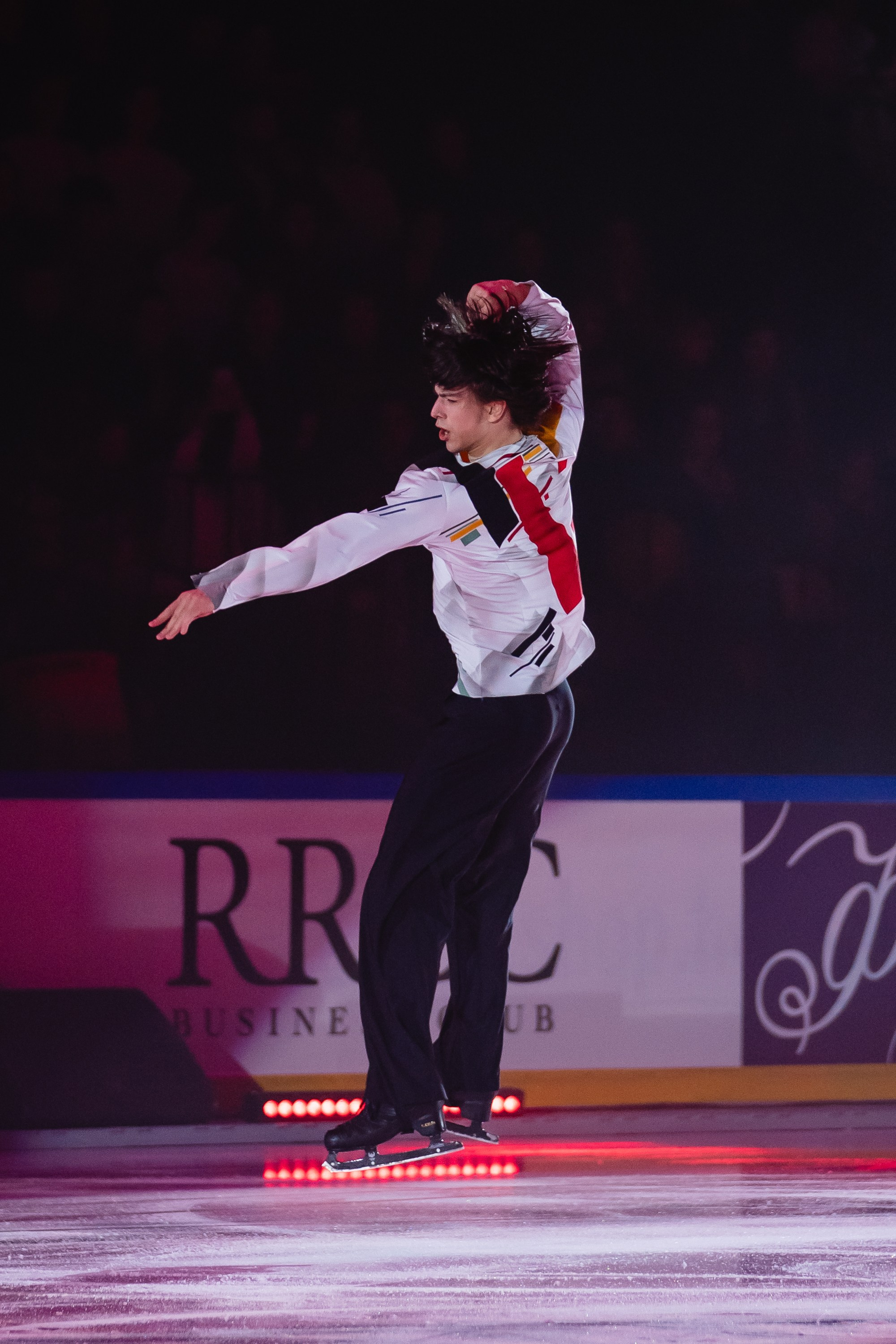 Шоу «Чемпионы на льду» в Новосибирске. Воробьева Ксения — Спортивный и танцевальный фотограф Новосибирск