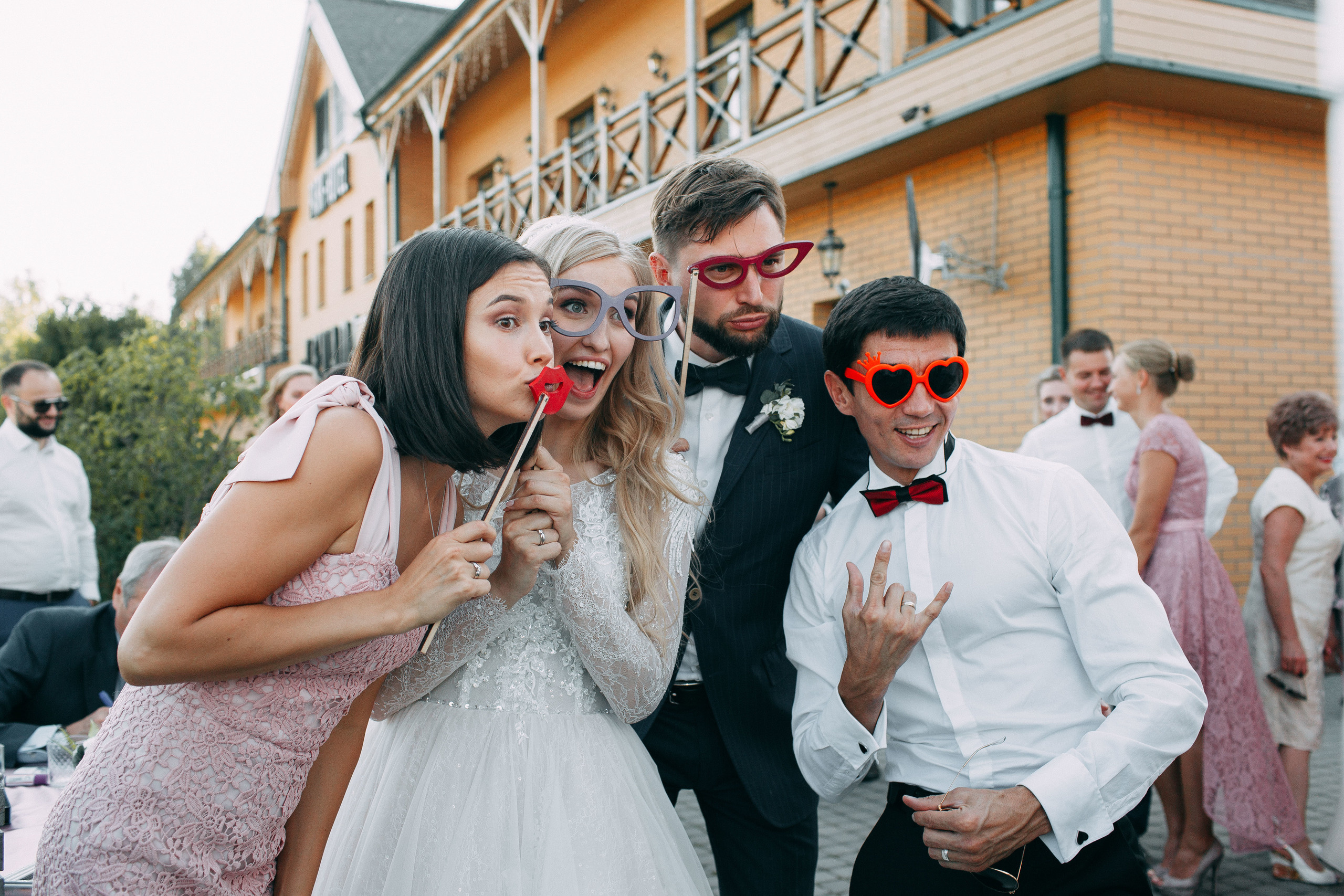 Часто задаваемые вопросы и ответы свадебному фотографу. Свадебный фотограф Юлия Шторм
