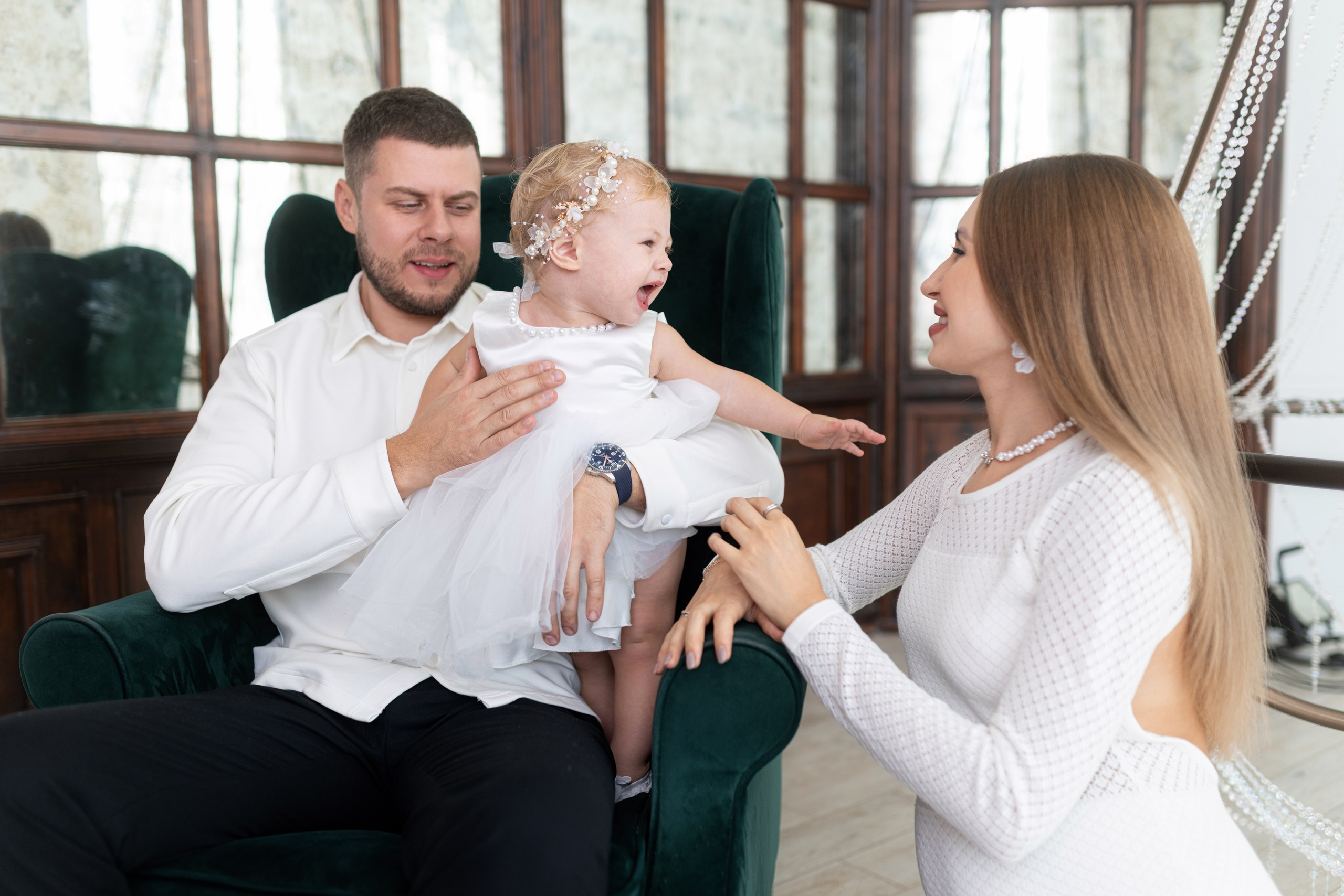 Семейная съемка для Яны и Дани в интерьере. Дмитрий Шульгин, портретный фотограф в Воронеже