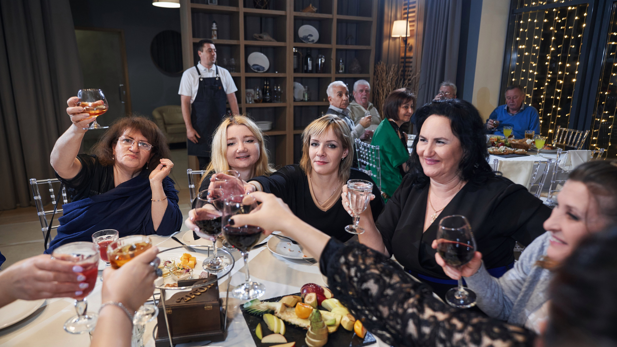 Новогодний корпоратив ДПС-Канцелярия в ресторане Медуза, Долгопрудный