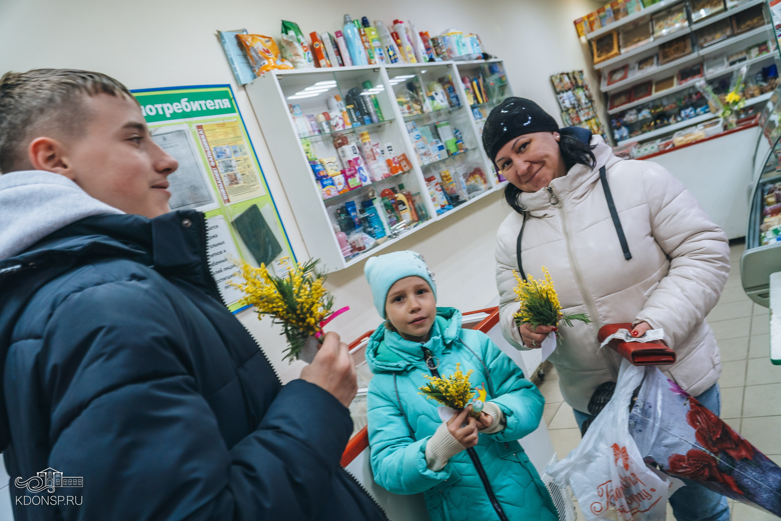 Поздравление от волонтёров станицы. Новотитаровский Дом культуры