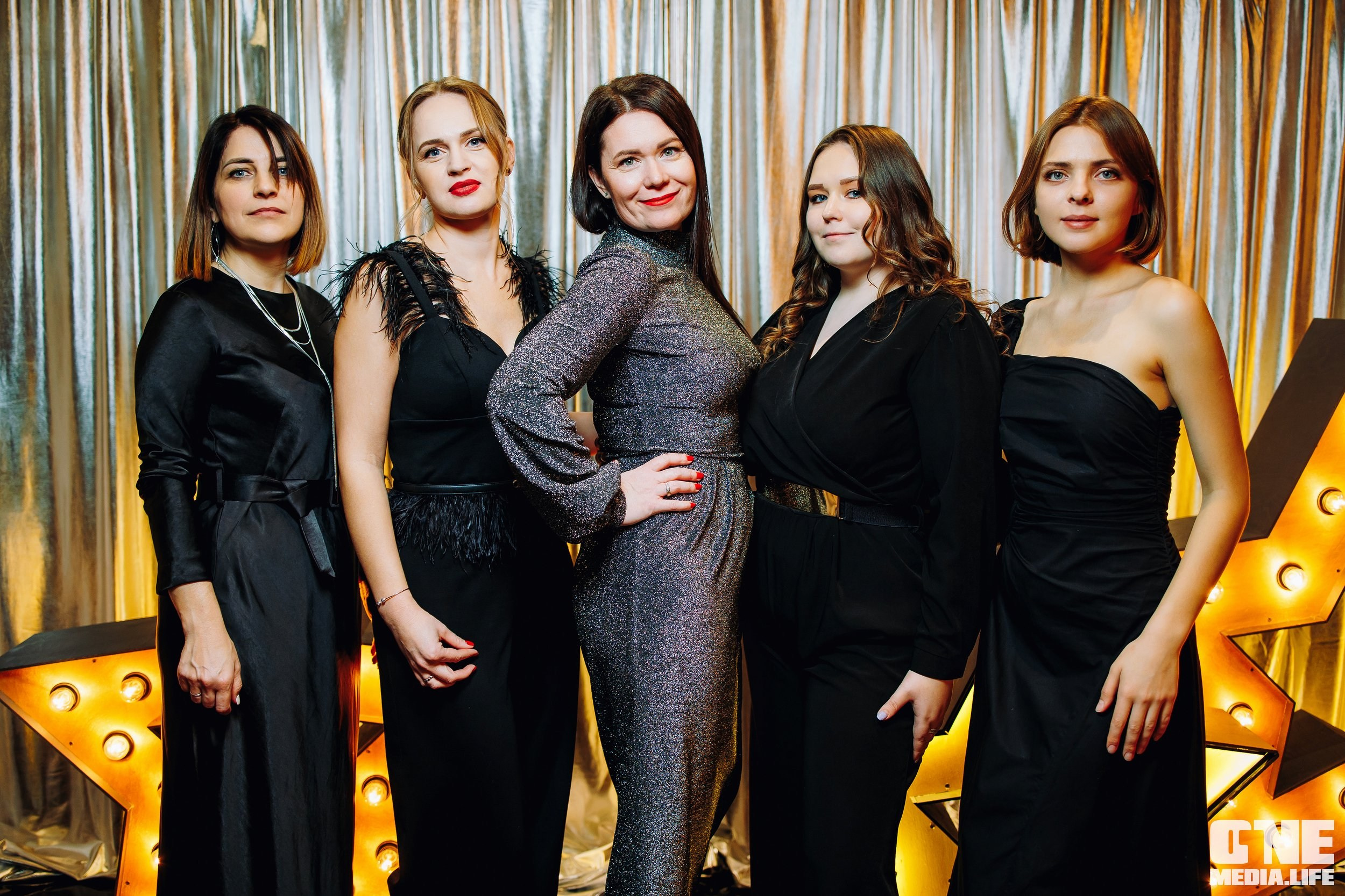 Новогодний Огонёк от Верю в Чудо. One Media Life: фоторепортажи, фотоотчеты с мероприятий и заведений