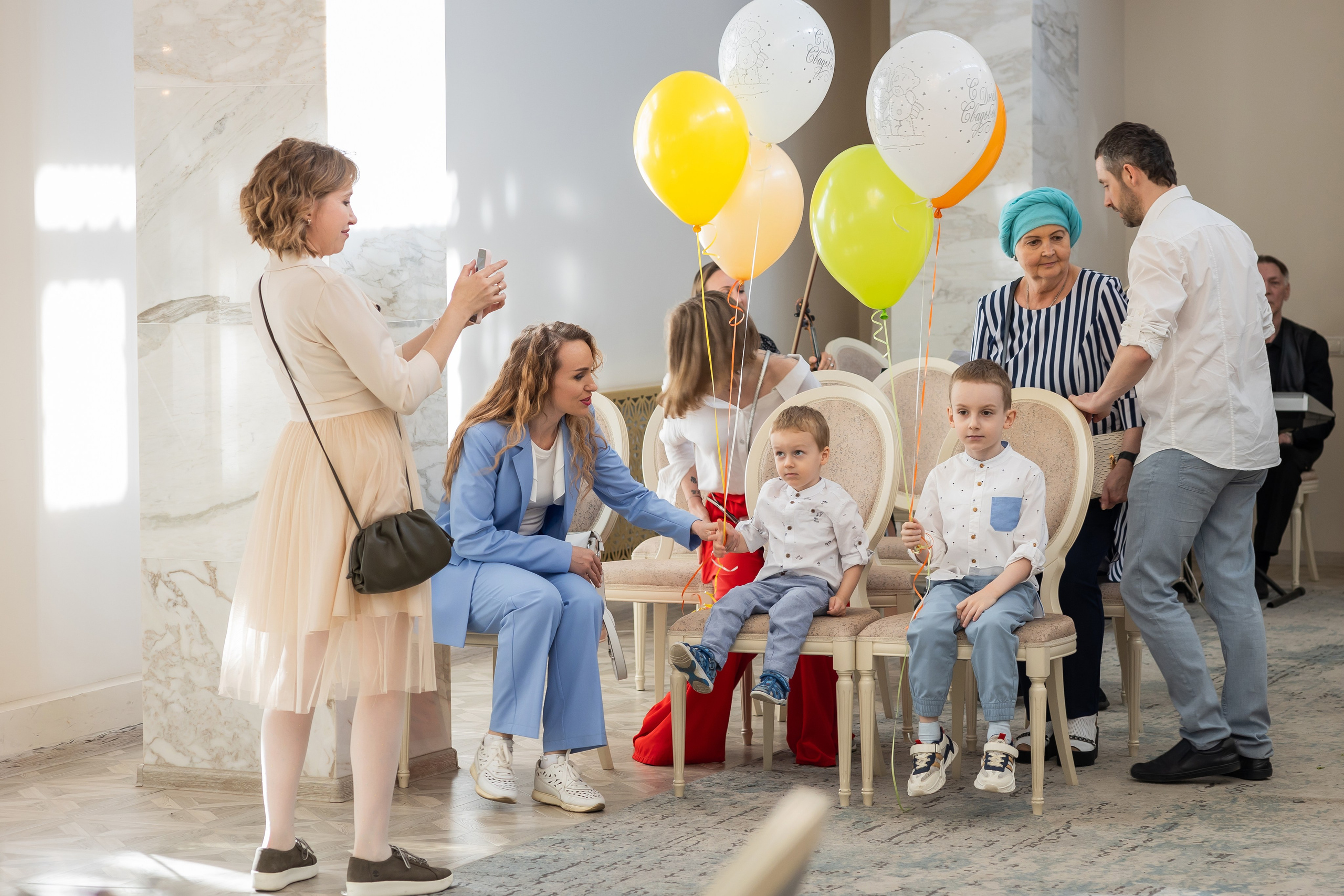 Миша и Маша. Весенняя свадьба 18.04.2023. Семейный фотограф в Москве Наталья Чуб, заказать Фотокнигу