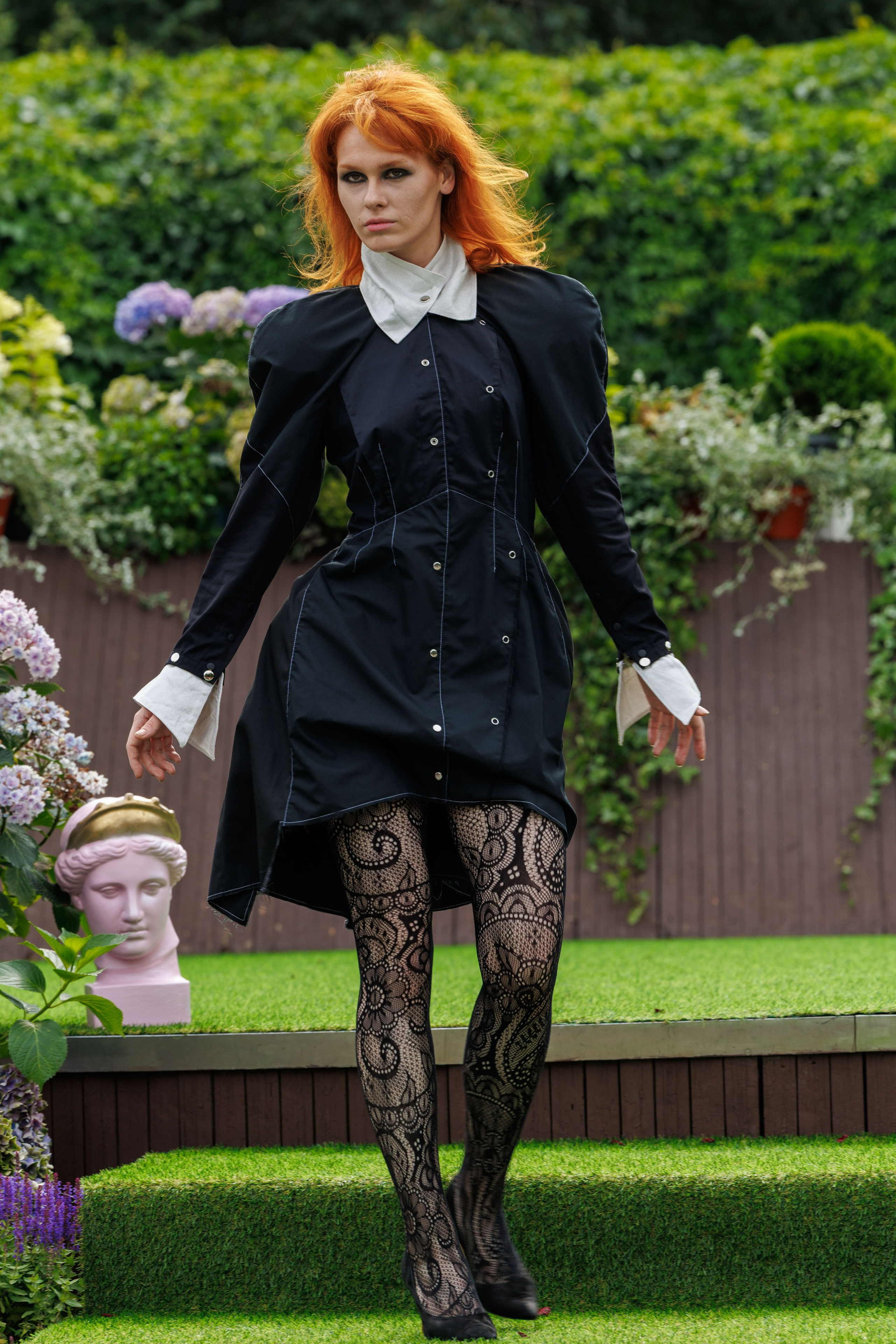 Интересный образ модели на фестивале Зелёный подиум