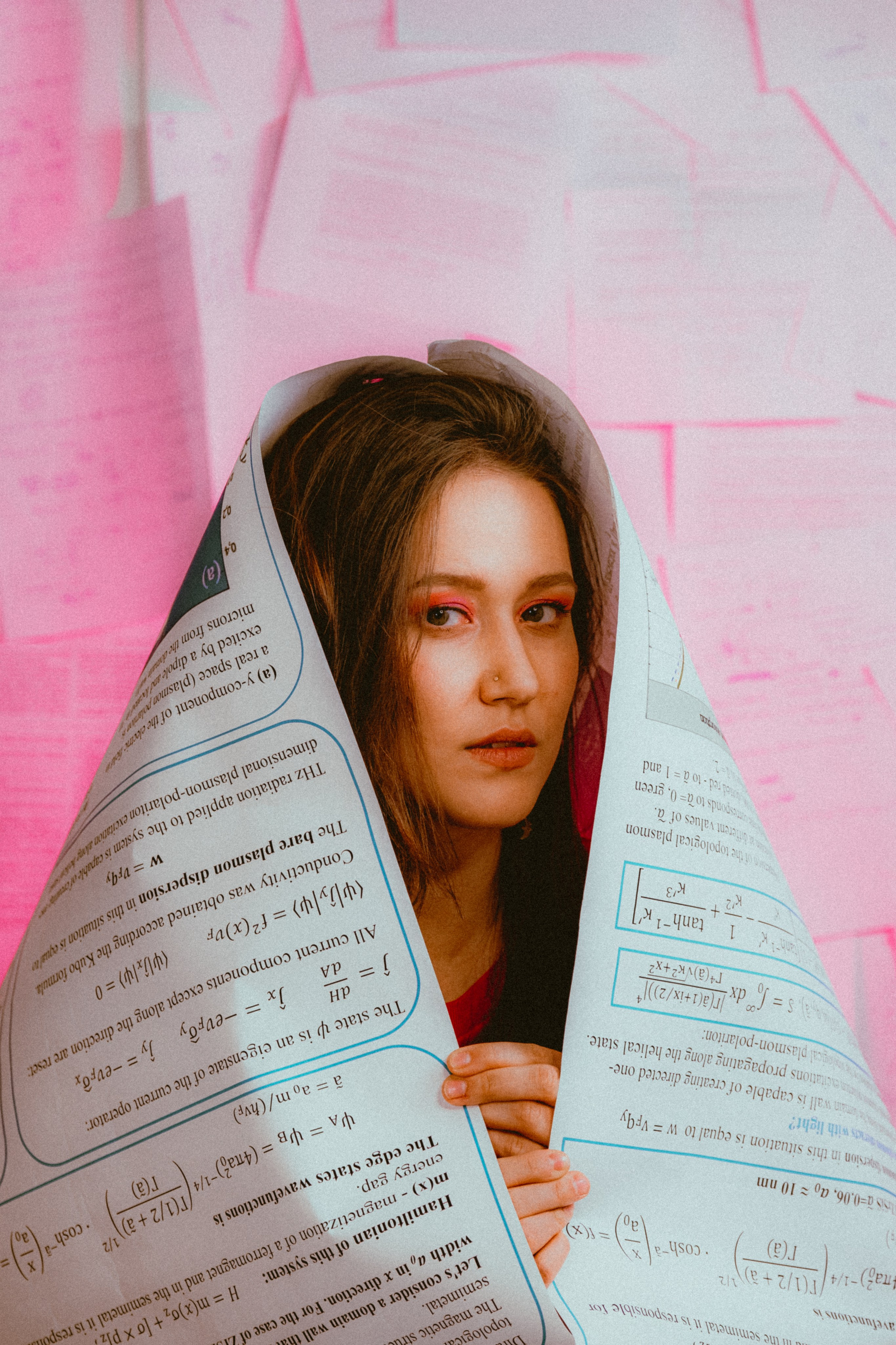 Works. Фотограф с цветным светом и оператор в Москве | Лиля Кичигина