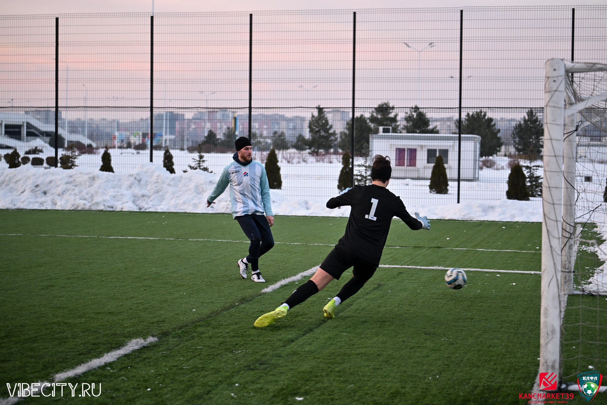 Калининградская Любительская Футбольная Лига, Премьер лига 14 тур, Бауцентр-Пивной двор. VIBECITY.RU Вайб Сити Ру Фоторепортажи Фотоотчеты Калининград