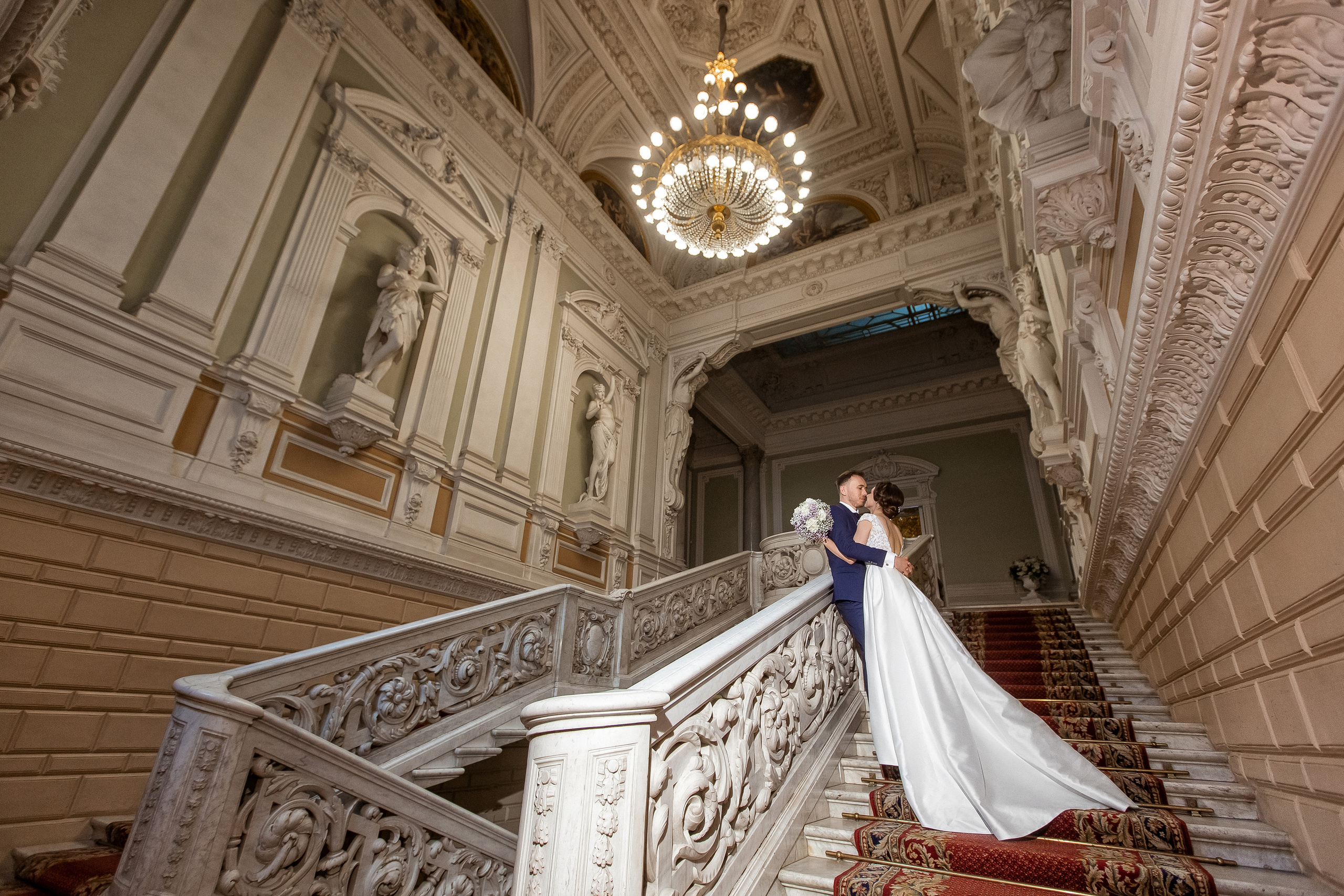 Свадебный фотограф в Санкт-Петербурге. Свадебный и семейный фотограф Алексей Аверин