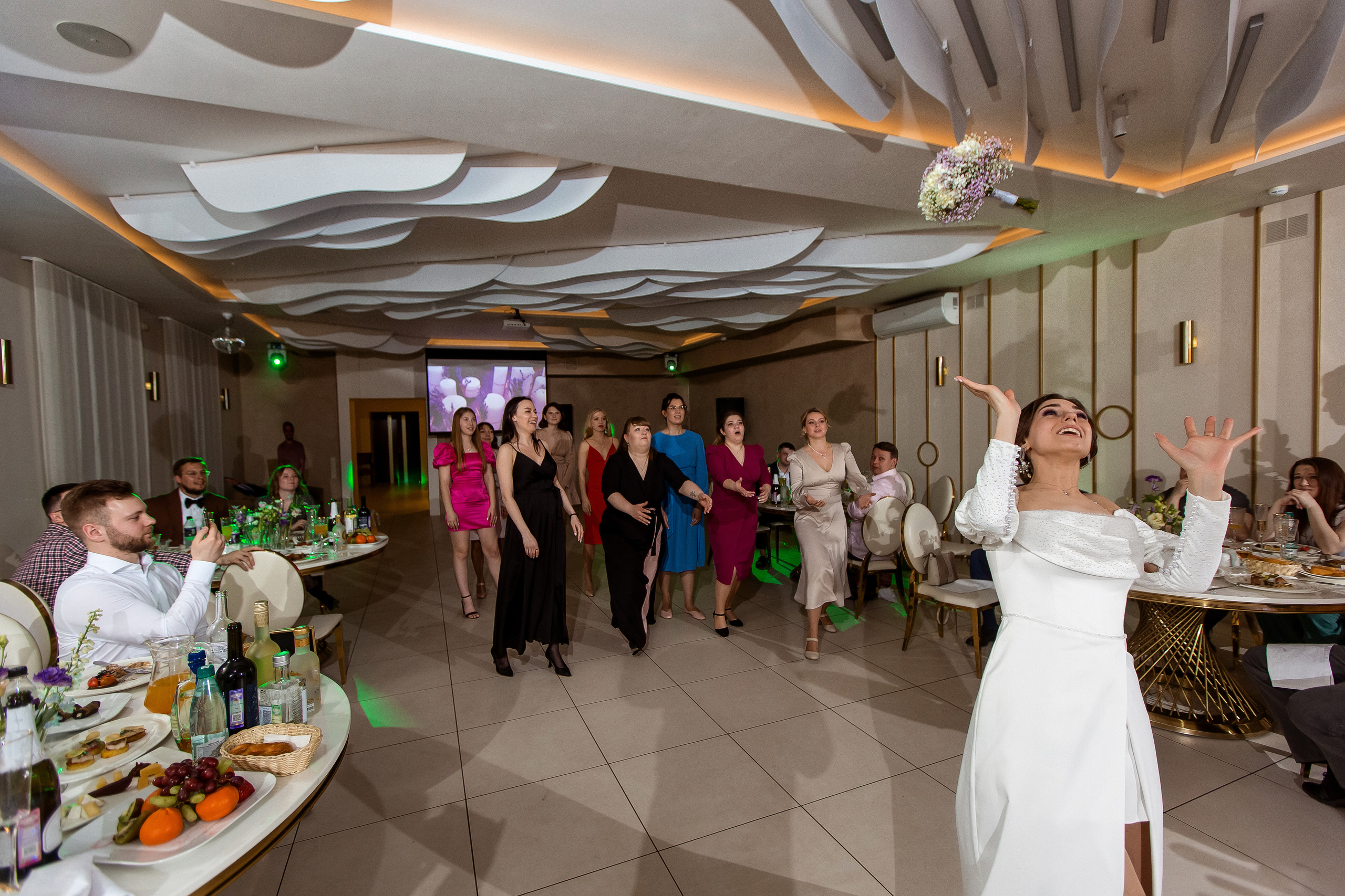 Свадебный фотограф в Санкт-Петербурге. Свадебный и семейный фотограф Алексей Аверин