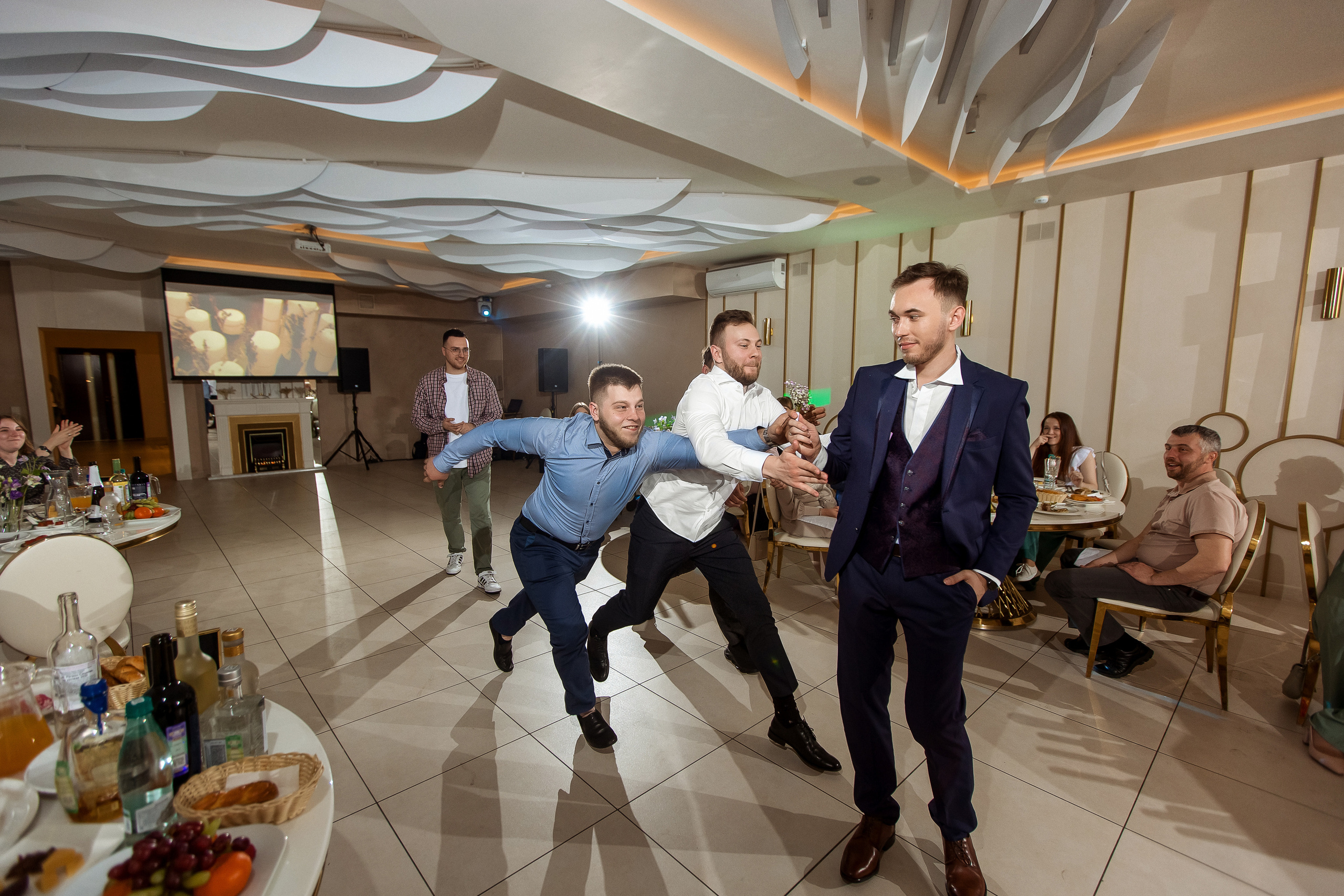 Свадебный фотограф в Санкт-Петербурге. Свадебный и семейный фотограф Алексей Аверин