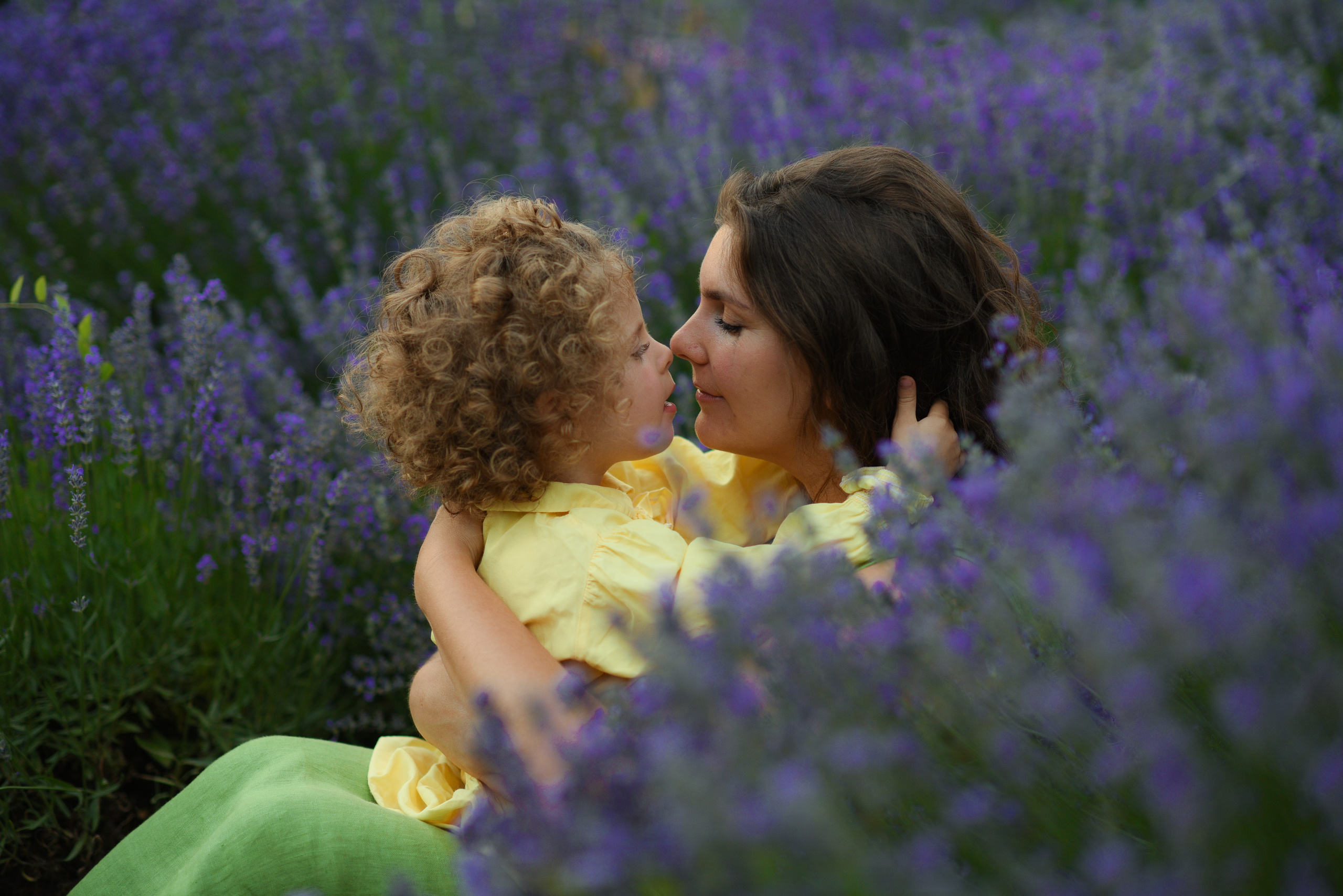 Про солнце, заблудившееся в кудряшках, и нежную любовь в жужжащих облаках. Семейный фотограф в Ростове-на-Дону Мария Панарина