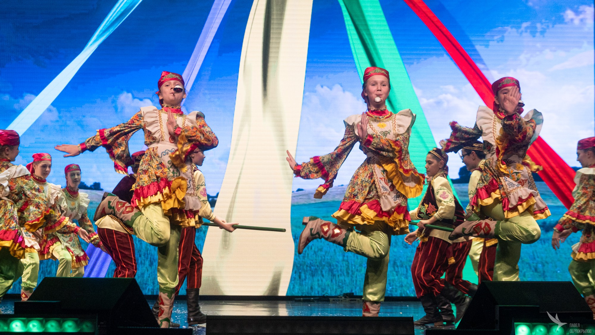 Юбилейный концерт студии эстрадного танца «Изумрудный город». Репортажный фотограф в Казани Павел Серпокрылов