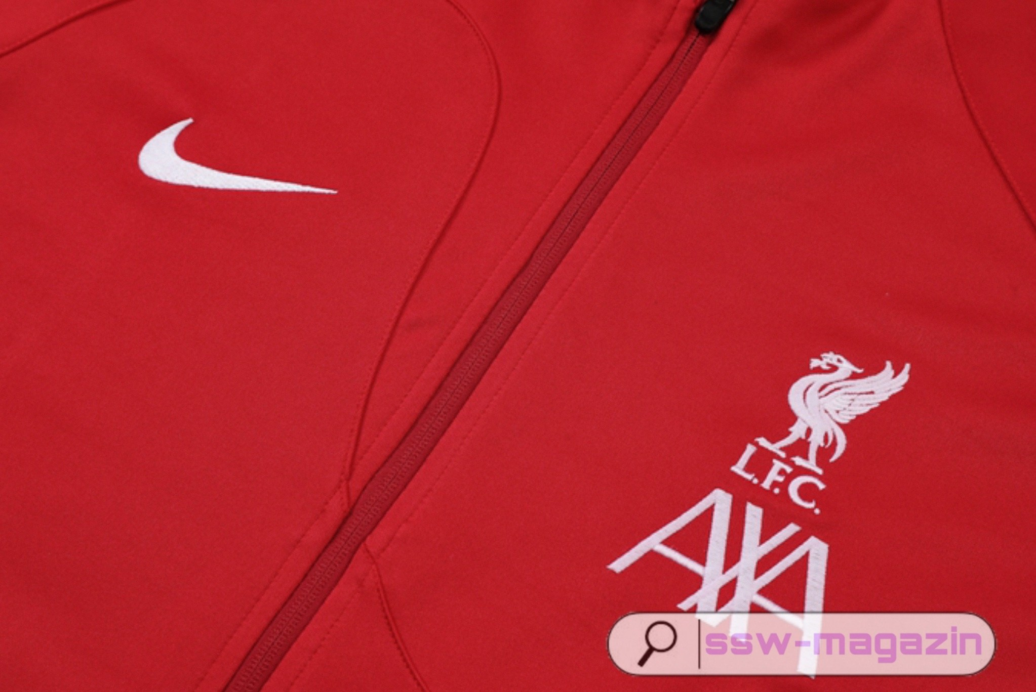 Костюм Liverpool. Футбольный магазин — ssw_magazin