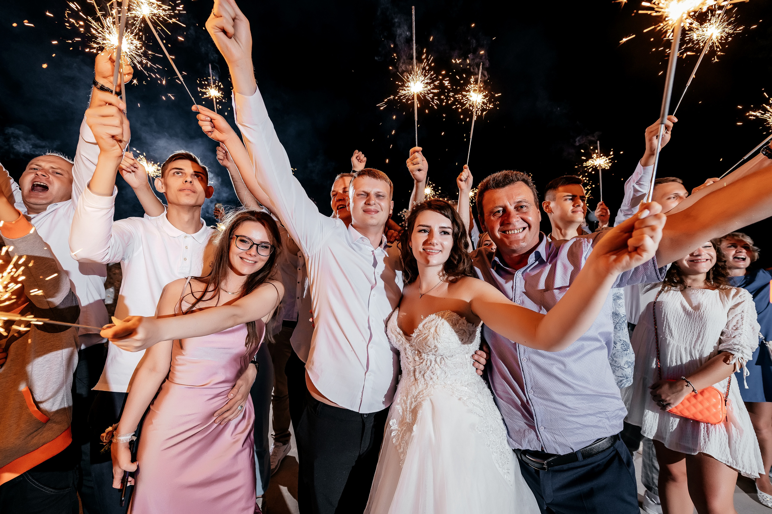 Щелково, Лесные пруды, свадьба. Свадебный и семейный фотограф Виктория Носачёва. Щелково, Москва и МО