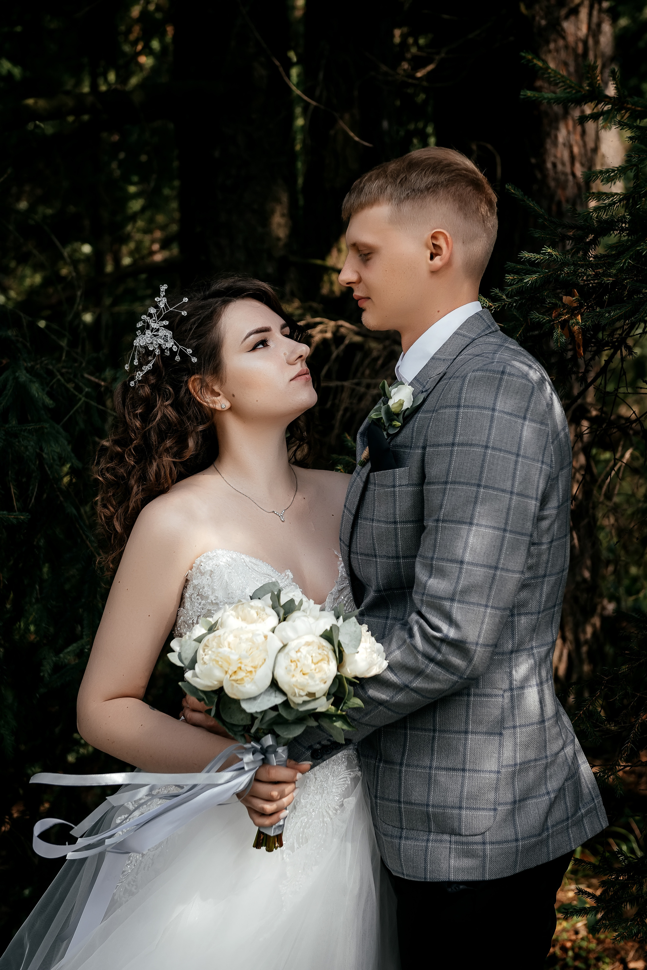 Щелково, Лесные пруды, свадьба. Свадебный и семейный фотограф Виктория Носачёва. Щелково, Москва и МО