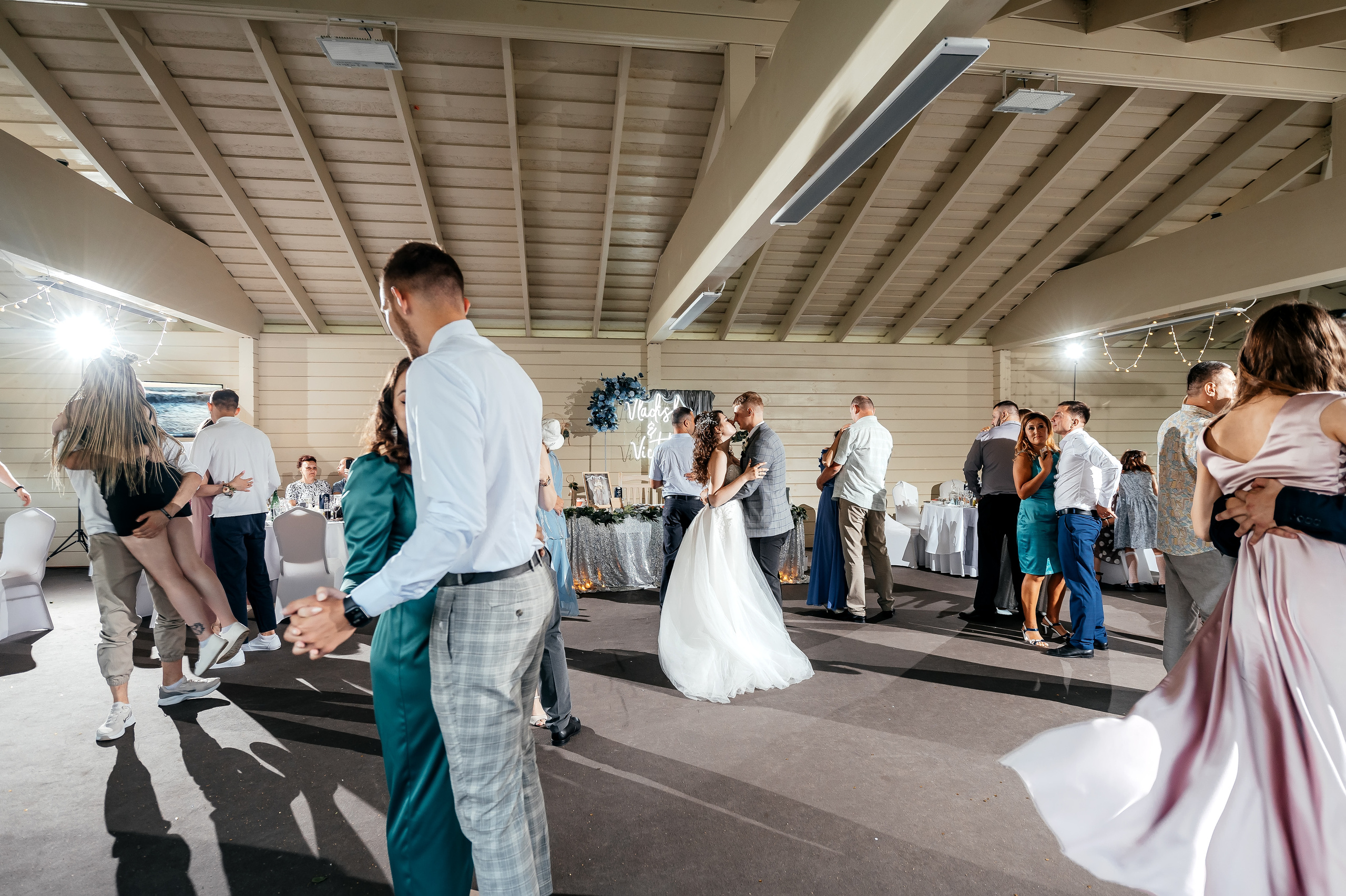 Щелково, Лесные пруды, свадьба. Свадебный и семейный фотограф Виктория Носачёва. Щелково, Москва и МО