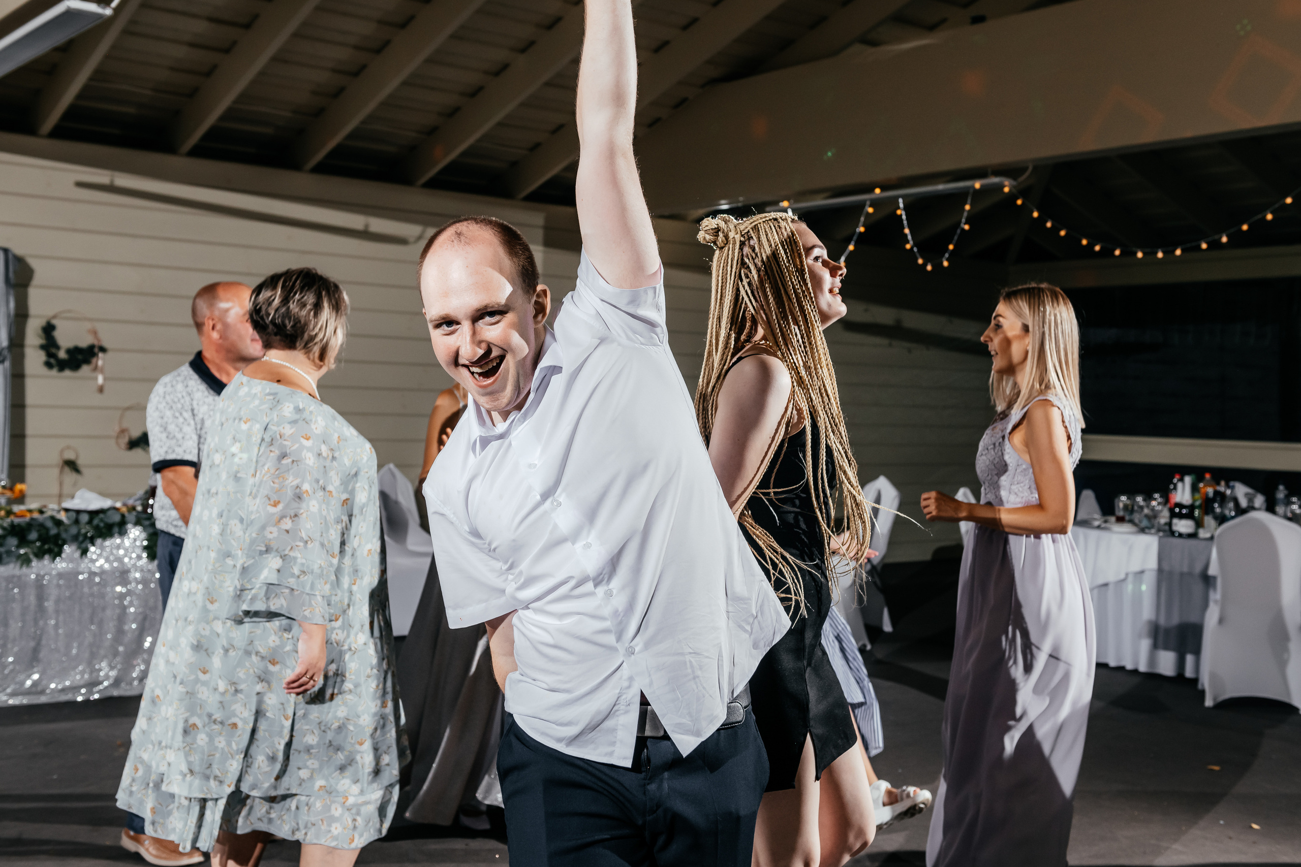 Щелково, Лесные пруды, свадьба. Свадебный и семейный фотограф Виктория Носачёва. Щелково, Москва и МО