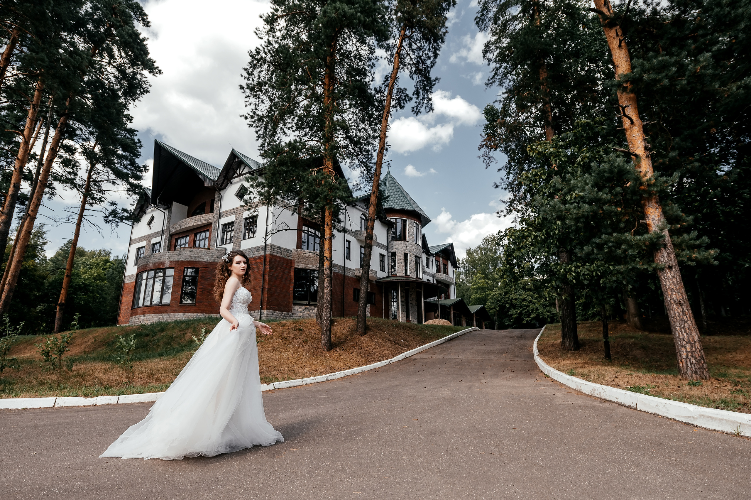 Щелково, Лесные пруды, свадьба. Свадебный и семейный фотограф Виктория Носачёва. Щелково, Москва и МО