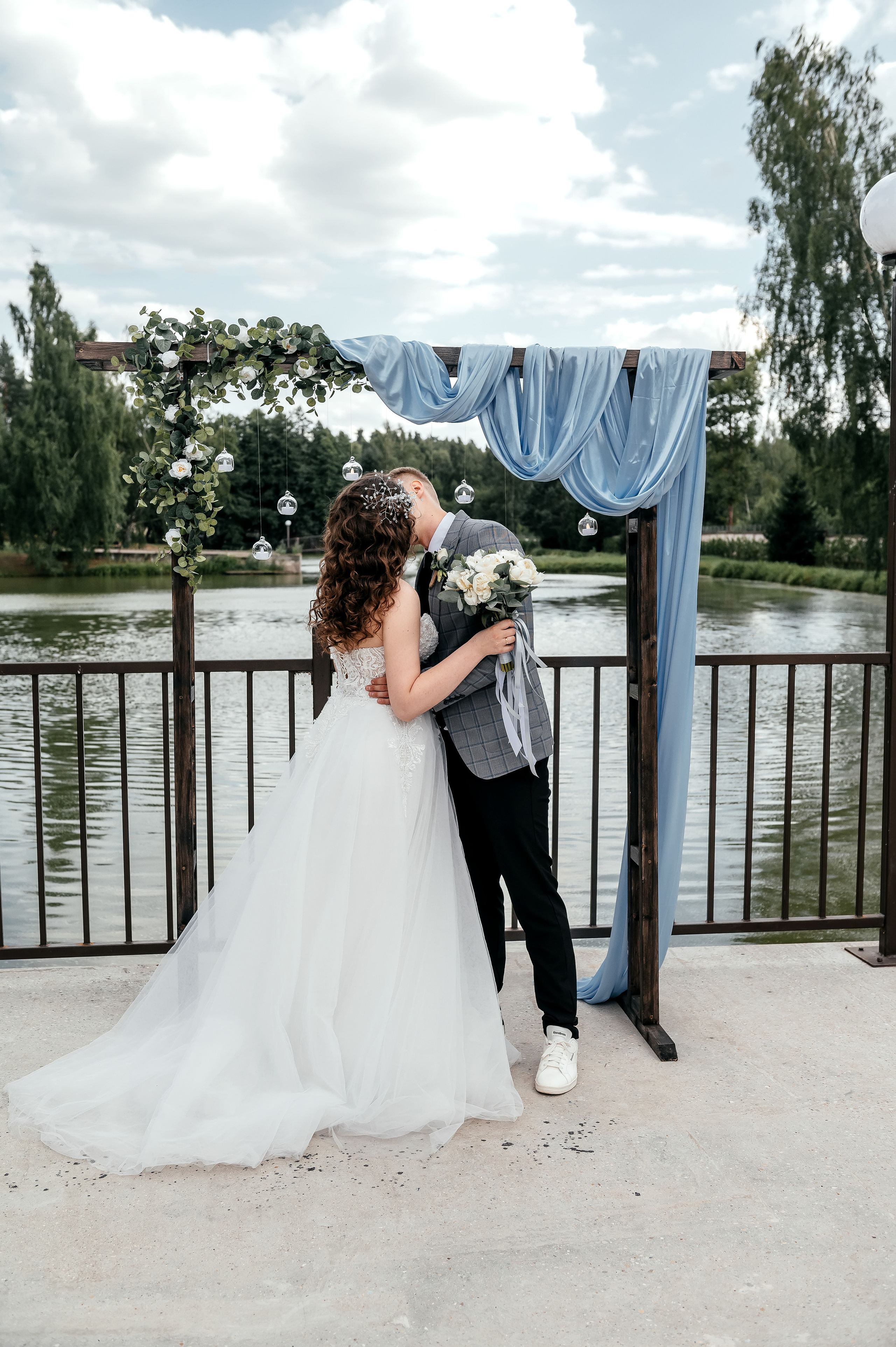 Щелково, Лесные пруды, свадьба. Свадебный и семейный фотограф Виктория Носачёва. Щелково, Москва и МО