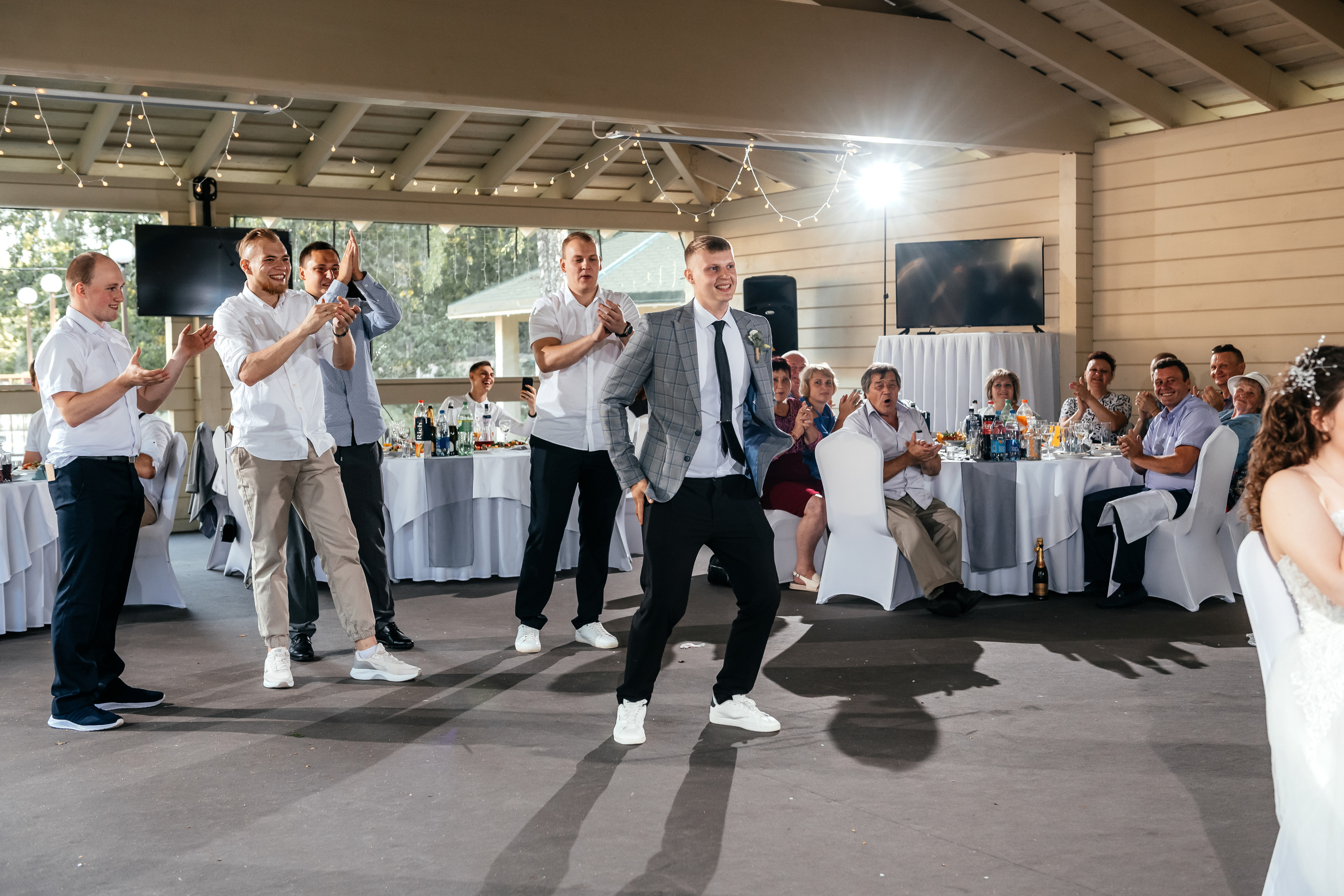 Щелково, Лесные пруды, свадьба. Свадебный и семейный фотограф Виктория Носачёва. Щелково, Москва и МО